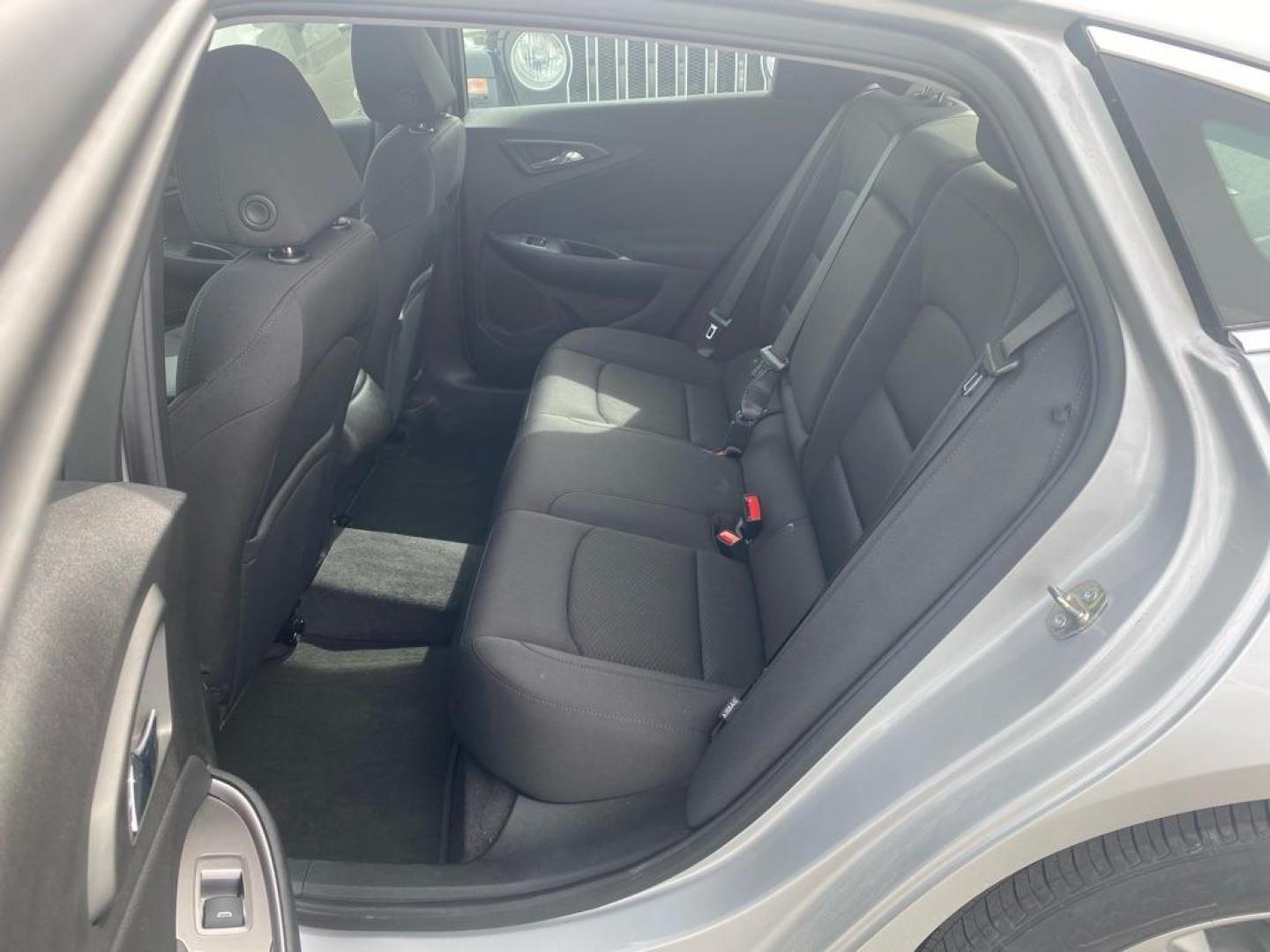2022 SILVER CHEVROLET MALIBU LS (1G1ZB5ST3NF) with an 1.5L engine, Continuously Variable transmission, located at 929 East 8th Ave, Anchorage, AK, 99501, (907) 274-2277, 61.214783, -149.866074 - Photo#3