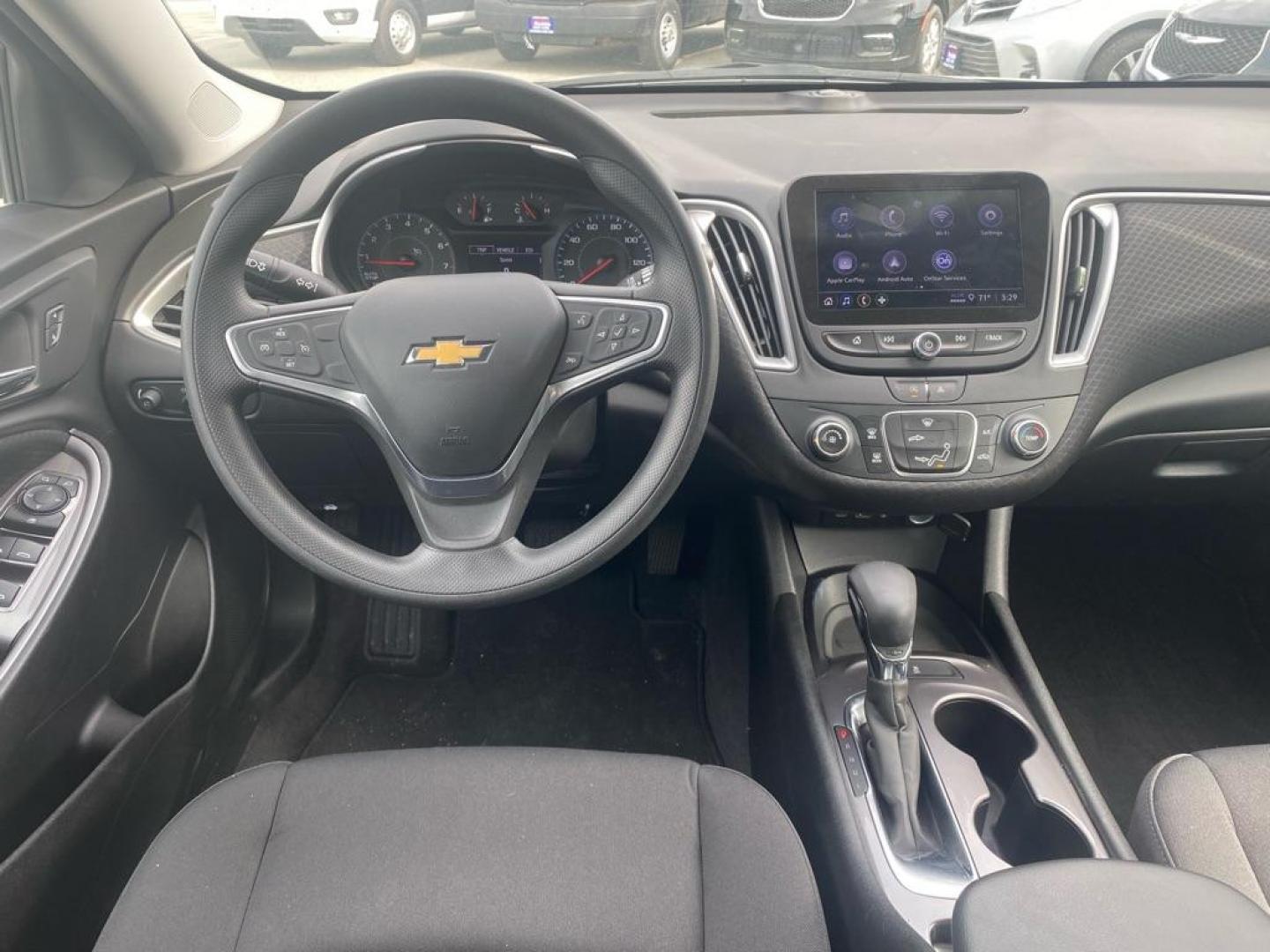 2022 SILVER CHEVROLET MALIBU LS (1G1ZB5ST3NF) with an 1.5L engine, Continuously Variable transmission, located at 929 East 8th Ave, Anchorage, AK, 99501, (907) 274-2277, 61.214783, -149.866074 - Photo#4