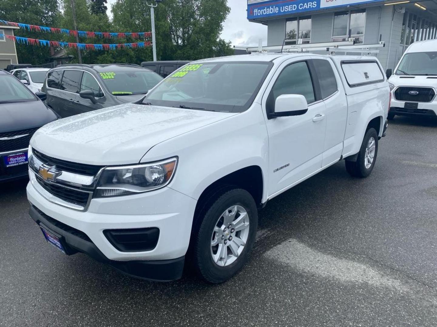 2016 WHITE CHEVROLET COLORADO LT (1GCHTCEA4G1) with an 2.5L engine, Automatic transmission, located at 929 East 8th Ave, Anchorage, AK, 99501, (907) 274-2277, 61.214783, -149.866074 - Photo#0