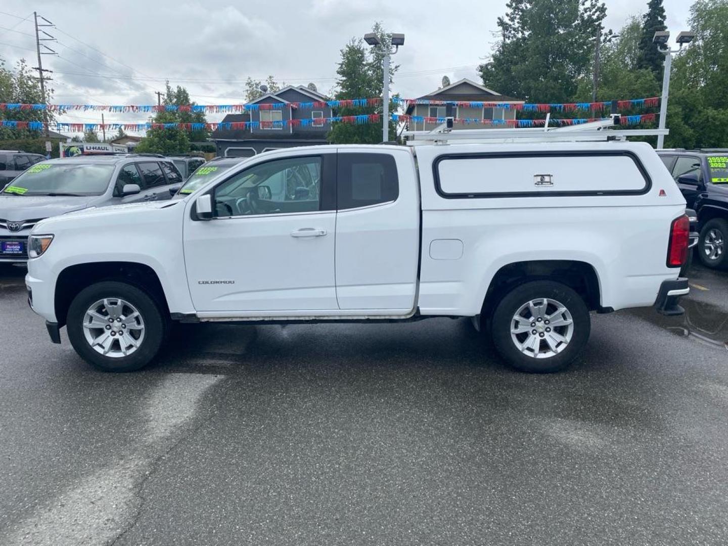 2016 WHITE CHEVROLET COLORADO LT (1GCHTCEA4G1) with an 2.5L engine, Automatic transmission, located at 929 East 8th Ave, Anchorage, AK, 99501, (907) 274-2277, 61.214783, -149.866074 - Photo#1