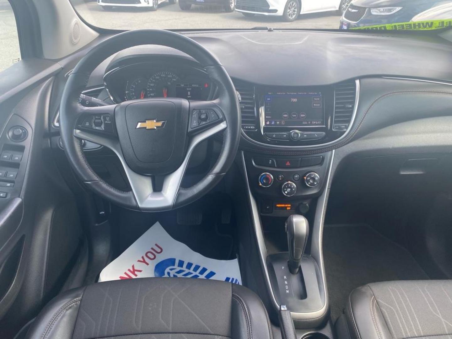 2022 SILVER CHEVROLET TRAX 1LT (KL7CJPSM7NB) with an 1.4L engine, Automatic transmission, located at 929 East 8th Ave, Anchorage, AK, 99501, (907) 274-2277, 61.214783, -149.866074 - Photo#4