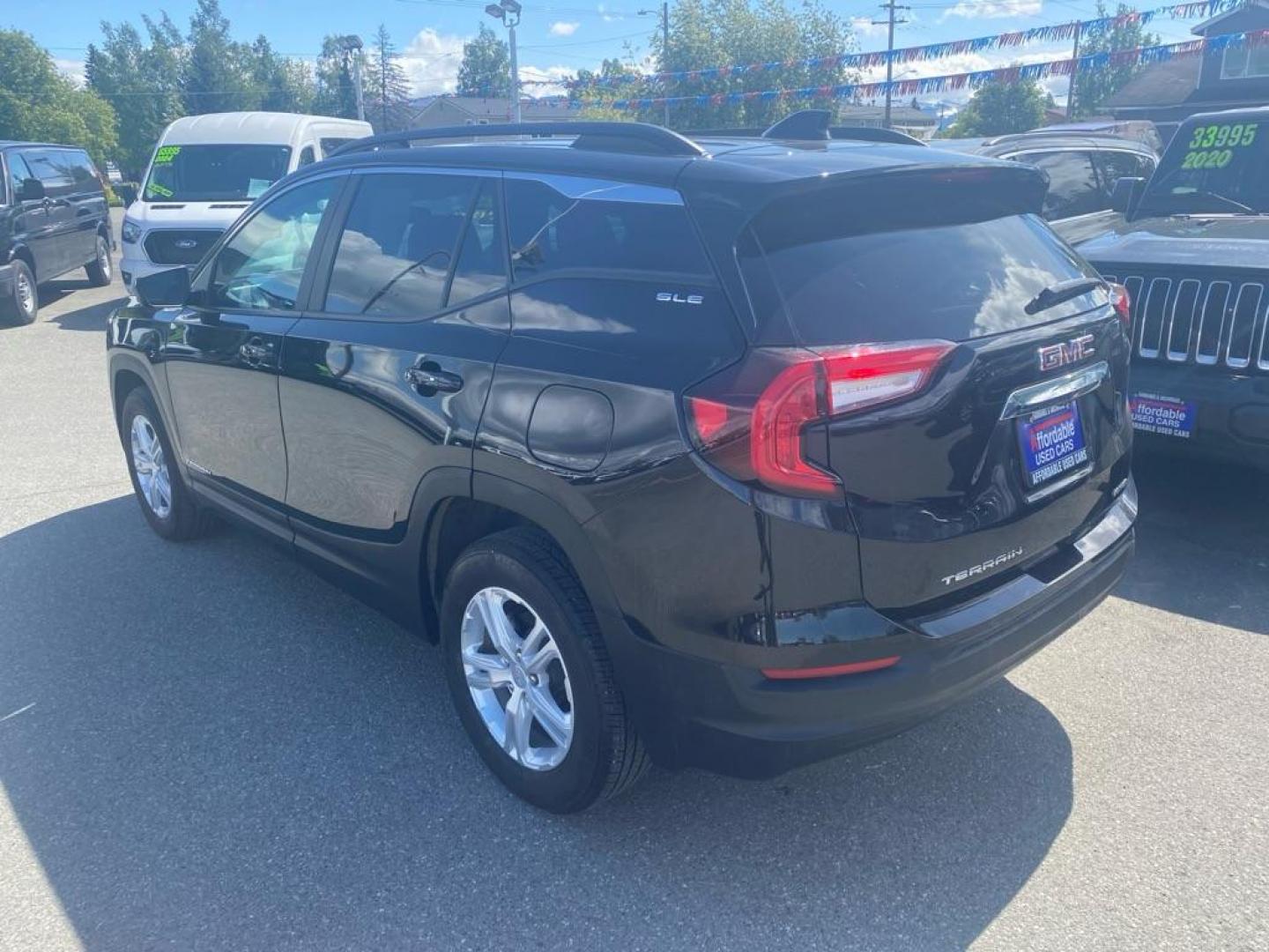 2023 BLACK GMC TERRAIN SLE (3GKALTEG2PL) with an 1.5L engine, Automatic transmission, located at 929 East 8th Ave, Anchorage, AK, 99501, (907) 274-2277, 61.214783, -149.866074 - Photo#2