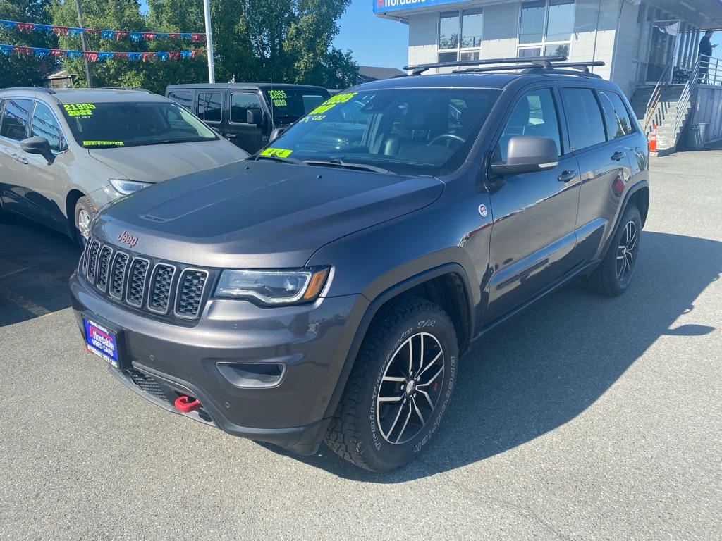 photo of 2017 JEEP GRAND CHEROKEE TRAILHAWK