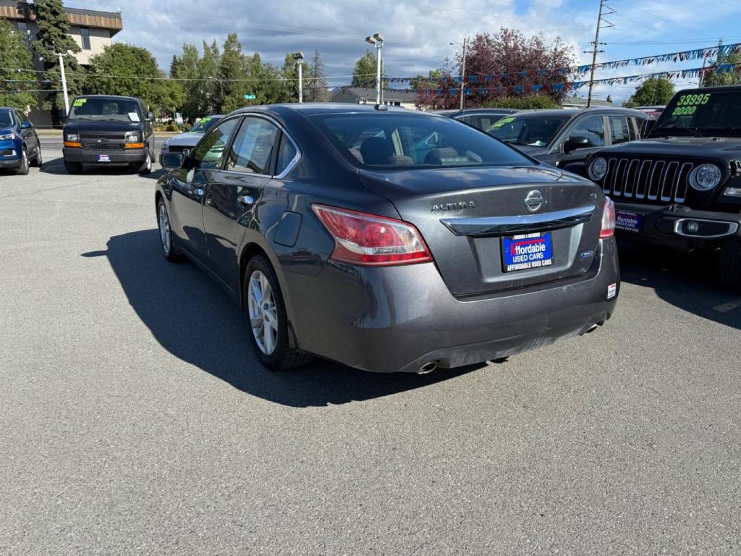 2013 BLUE NISSAN ALTIMA 2.5 (1N4AL3AP1DC) with an 2.5L engine, Continuously Variable transmission, located at 929 East 8th Ave, Anchorage, AK, 99501, (907) 274-2277, 61.214783, -149.866074 - Photo#2