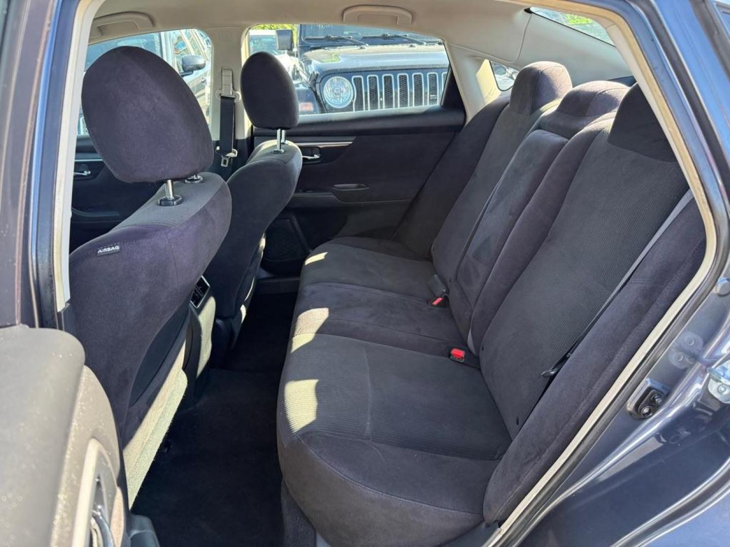 2013 BLUE NISSAN ALTIMA 2.5 (1N4AL3AP1DC) with an 2.5L engine, Continuously Variable transmission, located at 929 East 8th Ave, Anchorage, AK, 99501, (907) 274-2277, 61.214783, -149.866074 - Photo#3