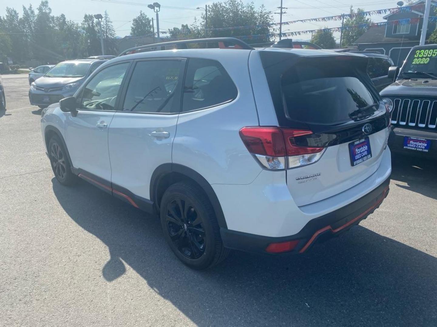 2024 WHITE SUBARU FORESTER SPORT (JF2SKAGC9RH) with an 2.5L engine, Continuously Variable transmission, located at 929 East 8th Ave, Anchorage, AK, 99501, (907) 274-2277, 61.214783, -149.866074 - Photo#2