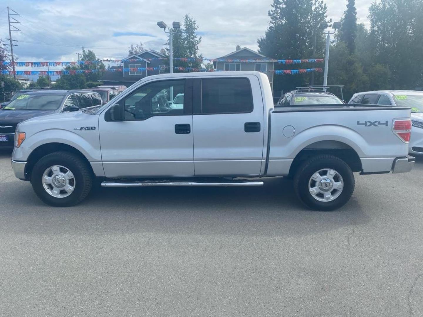 2013 SILVER FORD F150 SUPERCREW (1FTFW1EF6DF) with an 5.0L engine, Automatic transmission, located at 929 East 8th Ave, Anchorage, AK, 99501, (907) 274-2277, 61.214783, -149.866074 - Photo#1