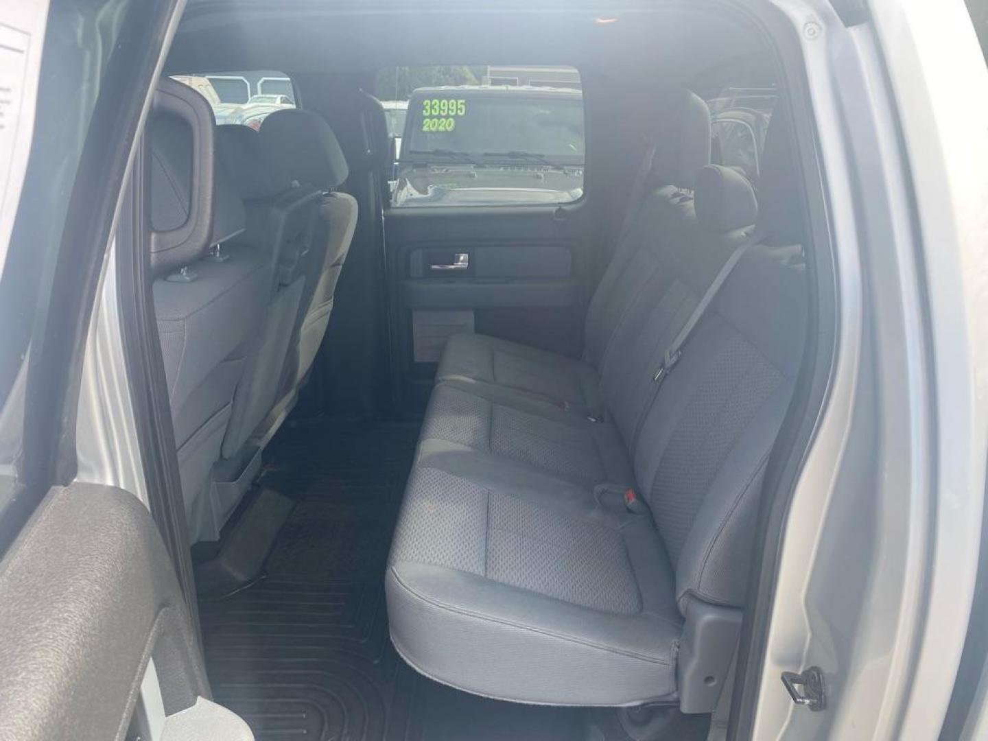 2013 SILVER FORD F150 SUPERCREW (1FTFW1EF6DF) with an 5.0L engine, Automatic transmission, located at 929 East 8th Ave, Anchorage, AK, 99501, (907) 274-2277, 61.214783, -149.866074 - Photo#3