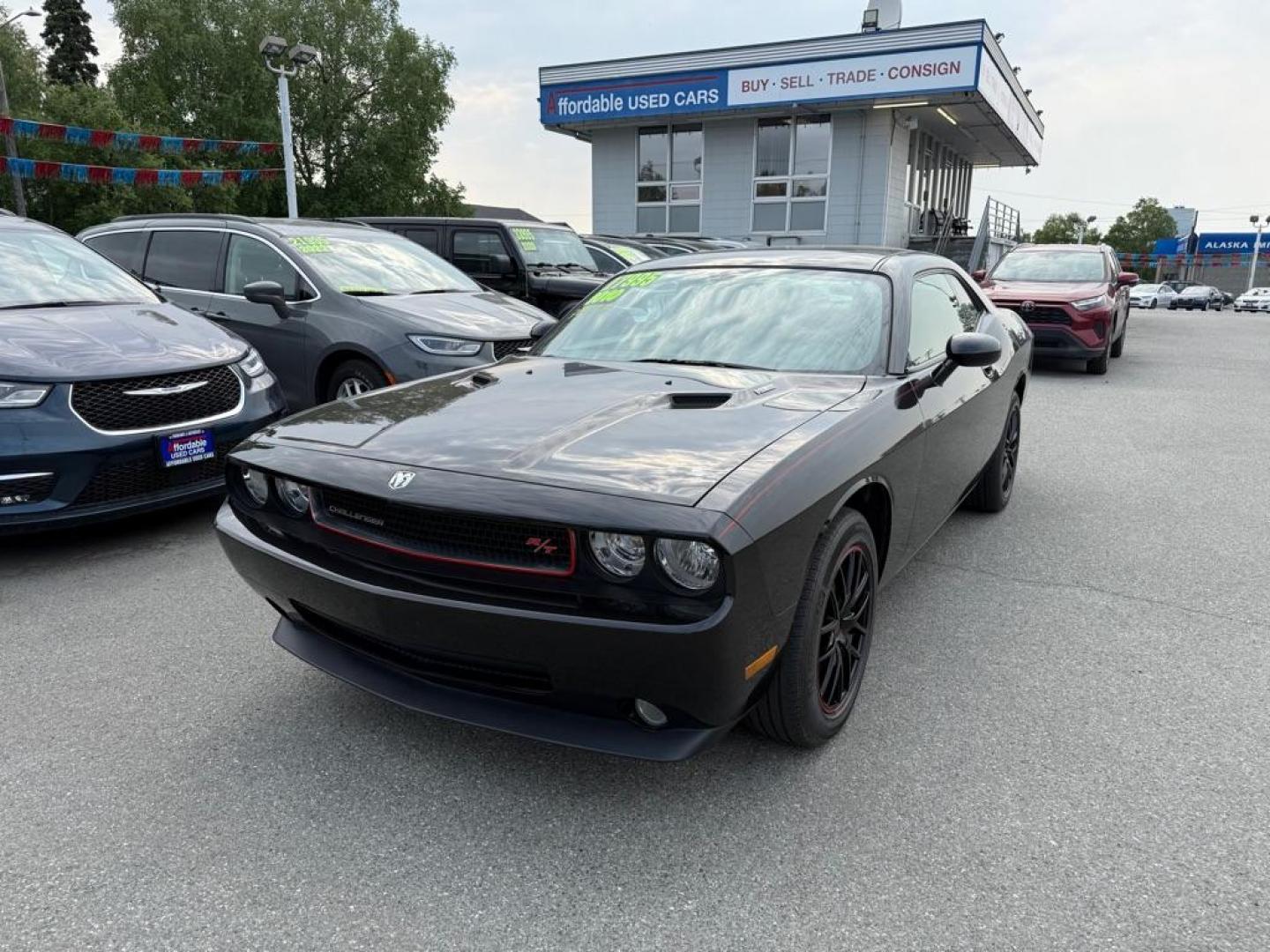 2010 BLACK DODGE CHALLENGER MOPAR EDITION R/T (2B3CJ5DT6AH) with an 5.7L engine, Automatic transmission, located at 929 East 8th Ave, Anchorage, AK, 99501, (907) 274-2277, 61.214783, -149.866074 - Photo#0