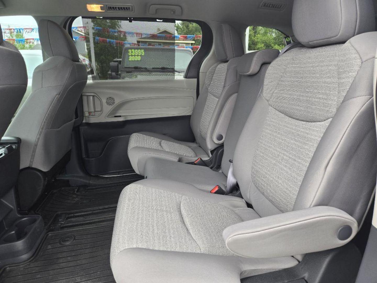 2023 WHITE TOYOTA SIENNA LE (5TDKRKEC0PS) with an 2.5L engine, Automatic transmission, located at 929 East 8th Ave, Anchorage, AK, 99501, (907) 274-2277, 61.214783, -149.866074 - Photo#3