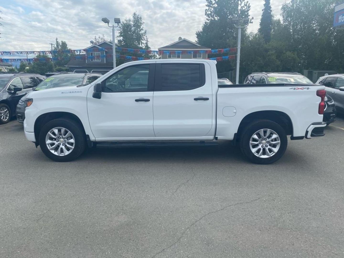 2023 WHITE CHEVROLET SILVERADO 1500 CUSTOM (3GCPDBEK3PG) with an 2.7L engine, Automatic transmission, located at 929 East 8th Ave, Anchorage, AK, 99501, (907) 274-2277, 61.214783, -149.866074 - Photo#1