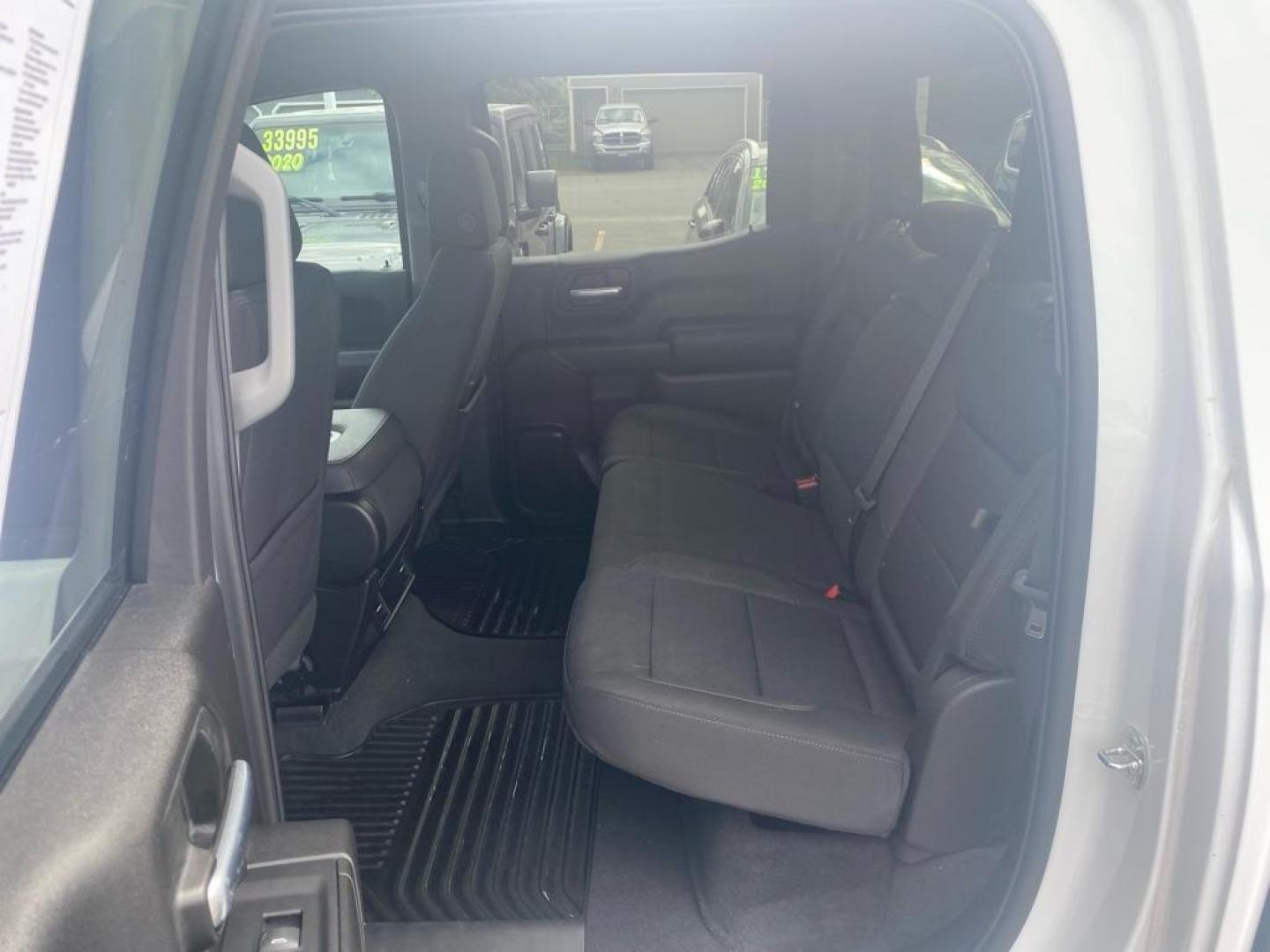 2023 WHITE CHEVROLET SILVERADO 1500 CUSTOM (3GCPDBEK3PG) with an 2.7L engine, Automatic transmission, located at 929 East 8th Ave, Anchorage, AK, 99501, (907) 274-2277, 61.214783, -149.866074 - Photo#3