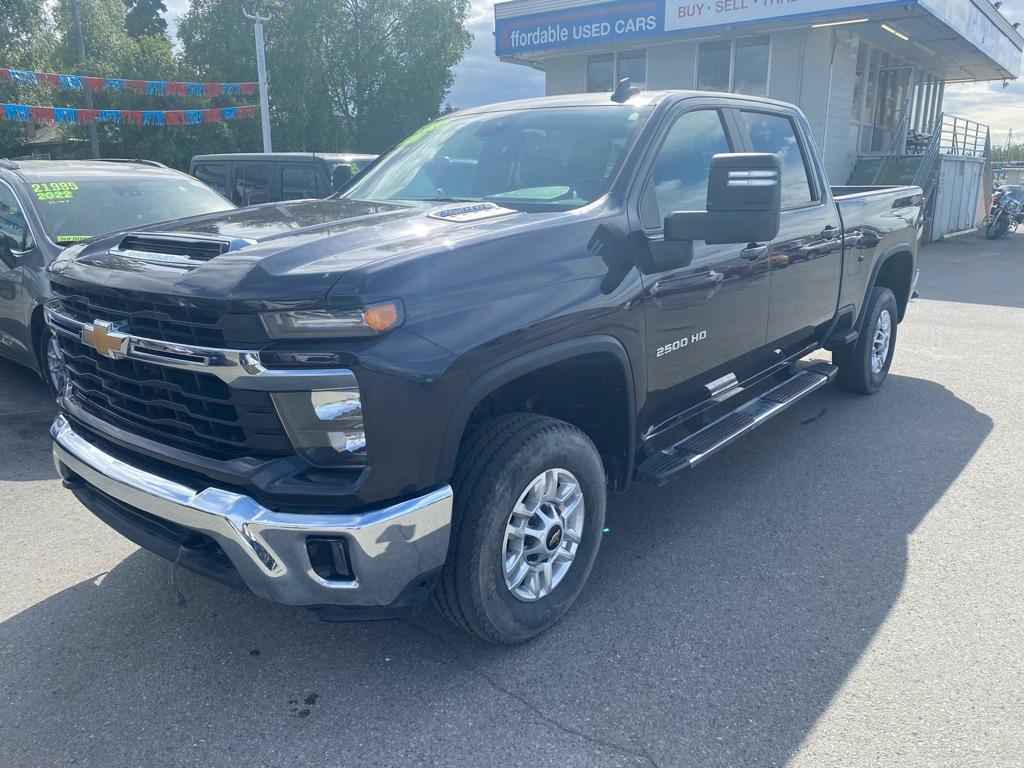 photo of 2024 CHEVROLET SILVERADO 2500 HEAVY DUTY LT