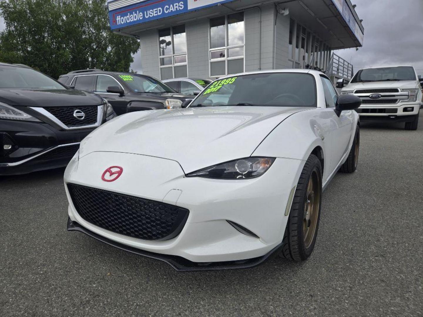 2017 WHITE MAZDA MX-5 MIATA CLUB (JM1NDAL79H0) with an 2.0L engine, 6-Speed Manual transmission, located at 929 East 8th Ave, Anchorage, AK, 99501, (907) 274-2277, 61.214783, -149.866074 - Photo#0