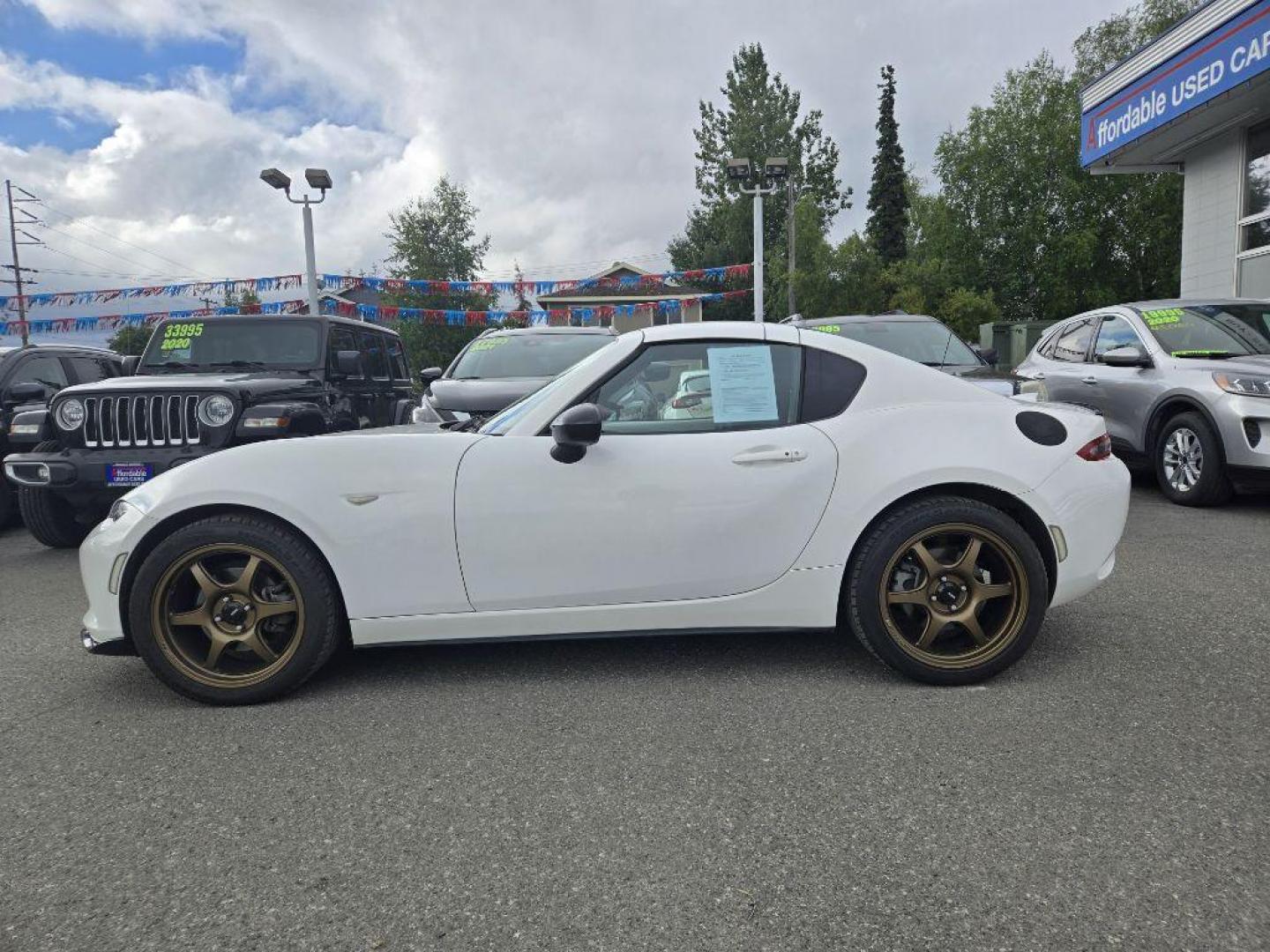 2017 WHITE MAZDA MX-5 MIATA CLUB (JM1NDAL79H0) with an 2.0L engine, 6-Speed Manual transmission, located at 929 East 8th Ave, Anchorage, AK, 99501, (907) 274-2277, 61.214783, -149.866074 - Photo#1
