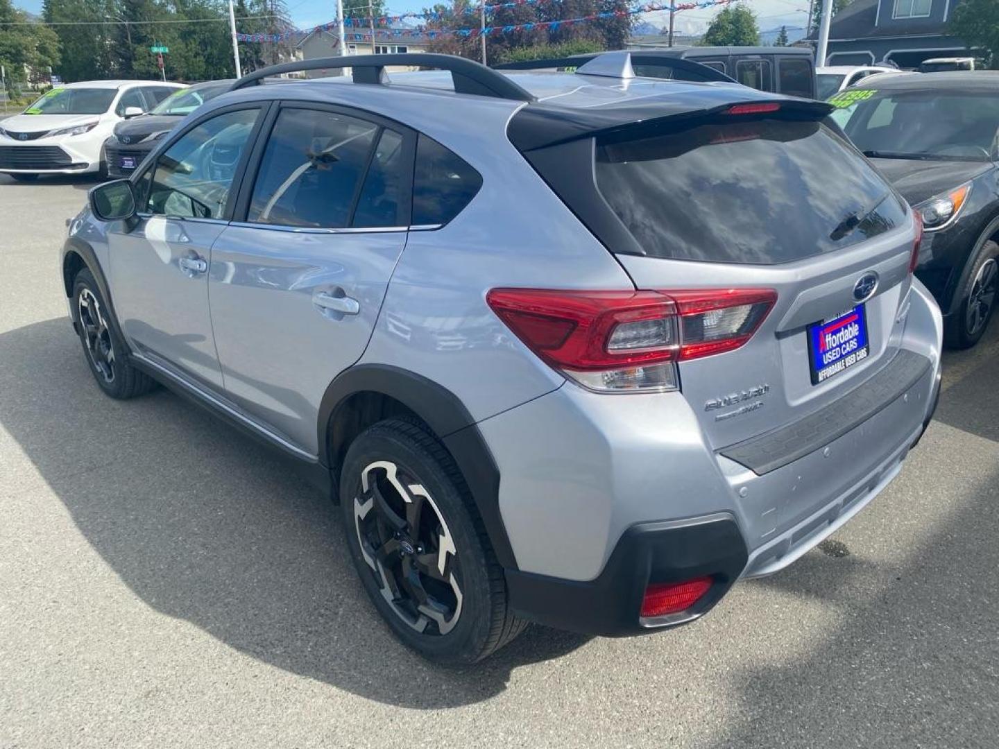 2021 SILVER SUBARU CROSSTREK LIMITED (JF2GTHNC3M8) with an 2.5L engine, Automatic transmission, located at 929 East 8th Ave, Anchorage, AK, 99501, (907) 274-2277, 61.214783, -149.866074 - Photo#2