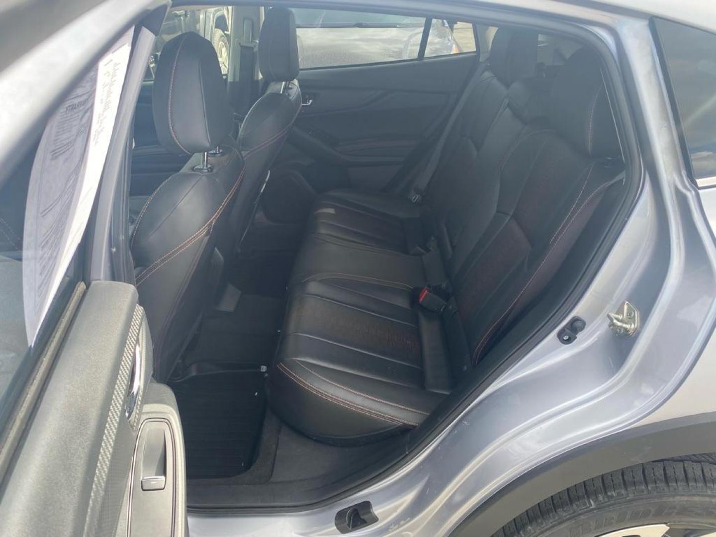 2021 SILVER SUBARU CROSSTREK LIMITED (JF2GTHNC3M8) with an 2.5L engine, Automatic transmission, located at 929 East 8th Ave, Anchorage, AK, 99501, (907) 274-2277, 61.214783, -149.866074 - Photo#3