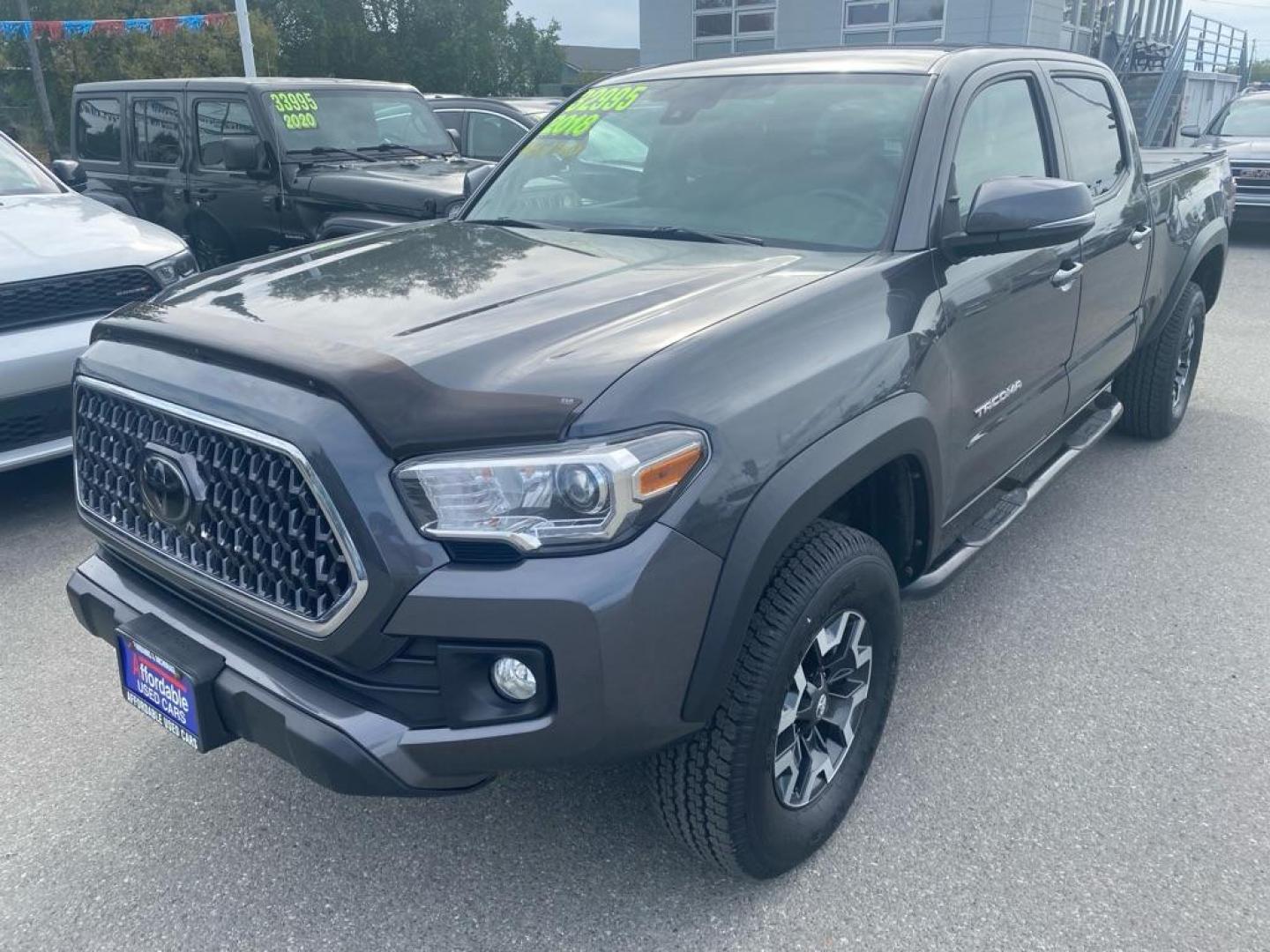 2018 GRAY TOYOTA TACOMA DOUBLE CAB (3TMDZ5BN8JM) with an 3.5L engine, Automatic transmission, located at 929 East 8th Ave, Anchorage, AK, 99501, (907) 274-2277, 61.214783, -149.866074 - Photo#0