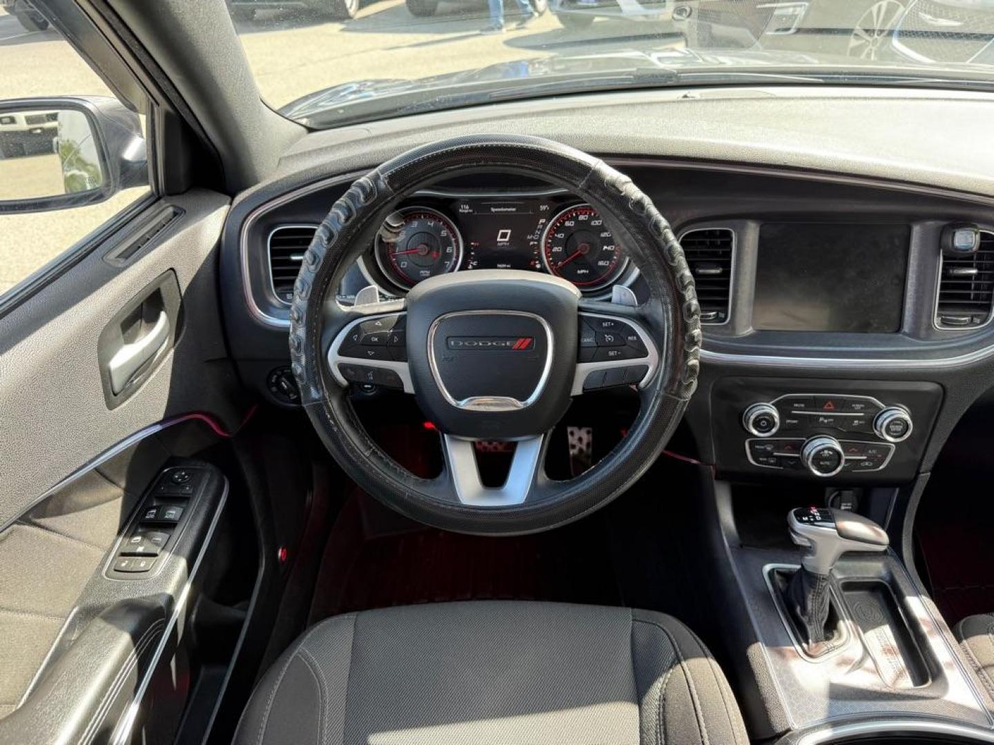 2017 GRAY DODGE CHARGER SXT (2C3CDXJG2HH) with an 3.6L engine, Automatic transmission, located at 929 East 8th Ave, Anchorage, AK, 99501, (907) 274-2277, 61.214783, -149.866074 - Photo#4