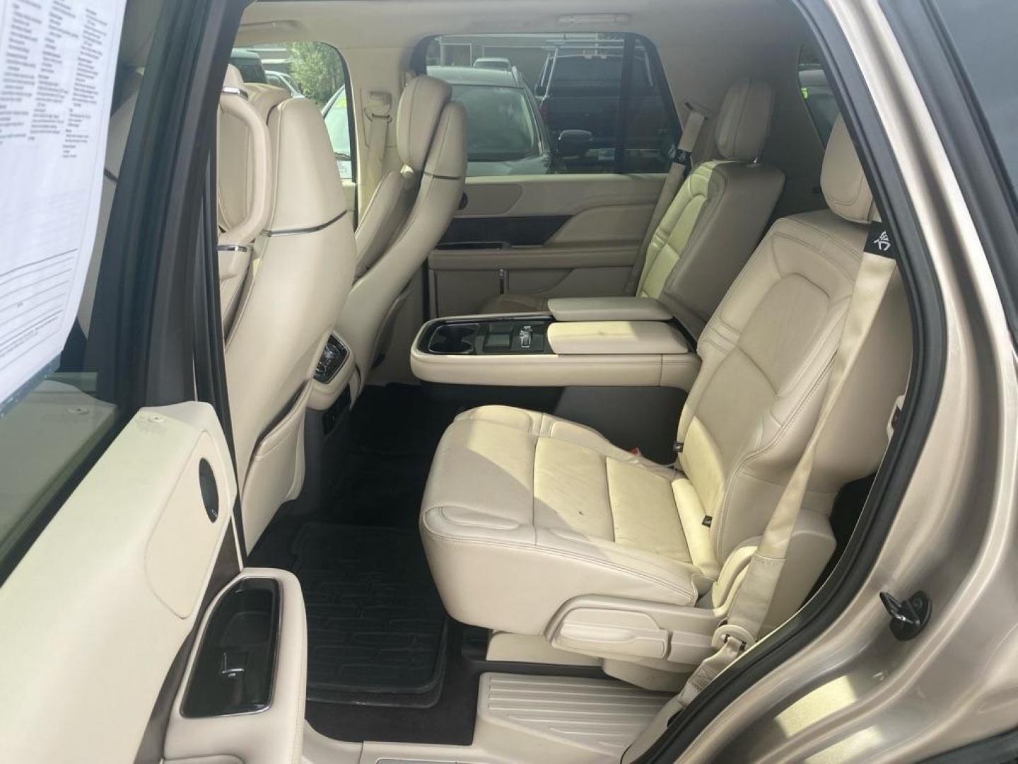 2019 TAN LINCOLN NAVIGATOR RESERVE (5LMJJ2LT6KE) with an 3.5L engine, Automatic transmission, located at 929 East 8th Ave, Anchorage, AK, 99501, (907) 274-2277, 61.214783, -149.866074 - Photo#3