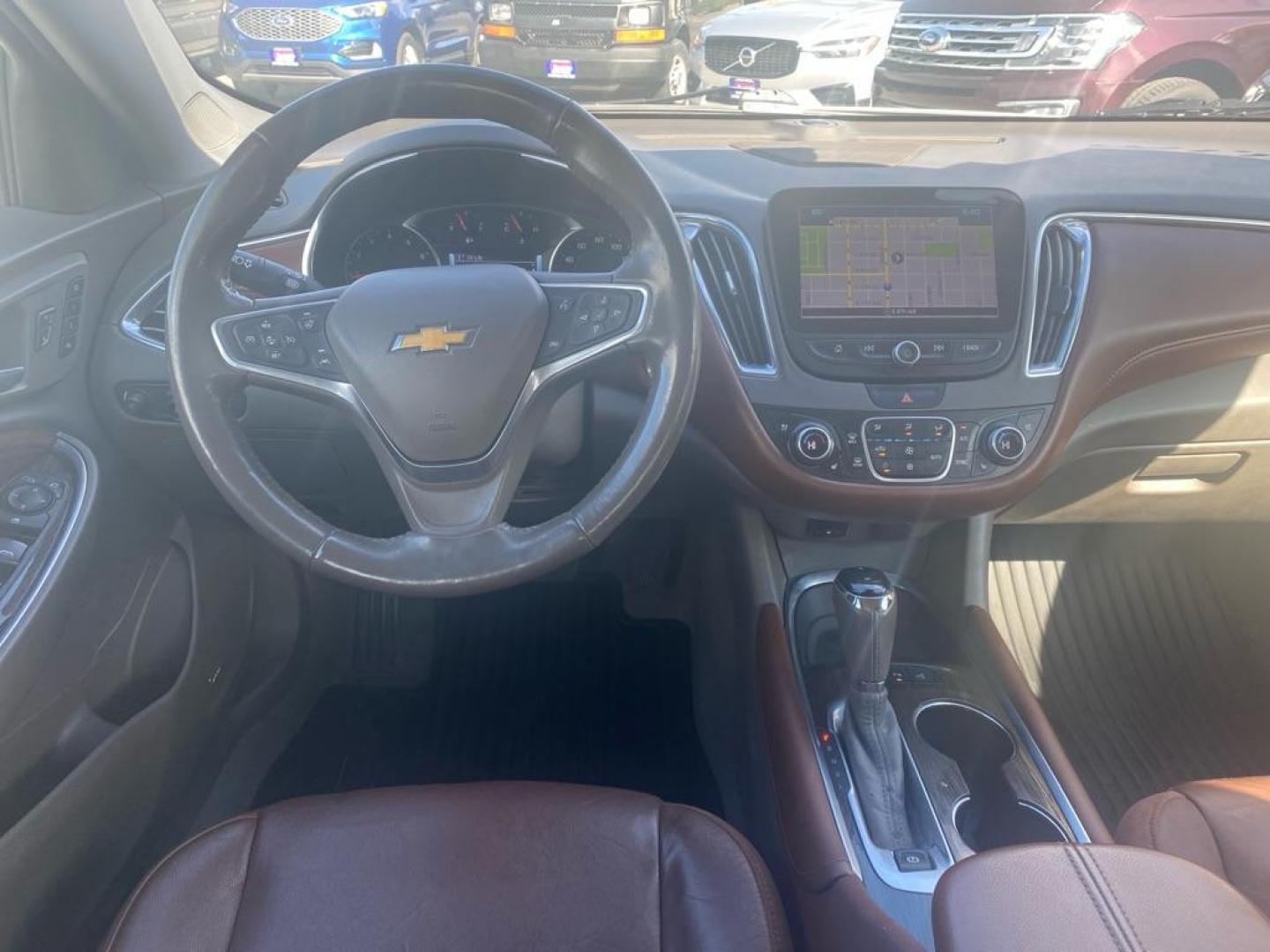 2018 WHITE CHEVROLET MALIBU PREMIER (1G1ZE5SX2JF) with an 2.0L engine, Automatic transmission, located at 929 East 8th Ave, Anchorage, AK, 99501, (907) 274-2277, 61.214783, -149.866074 - Photo#4