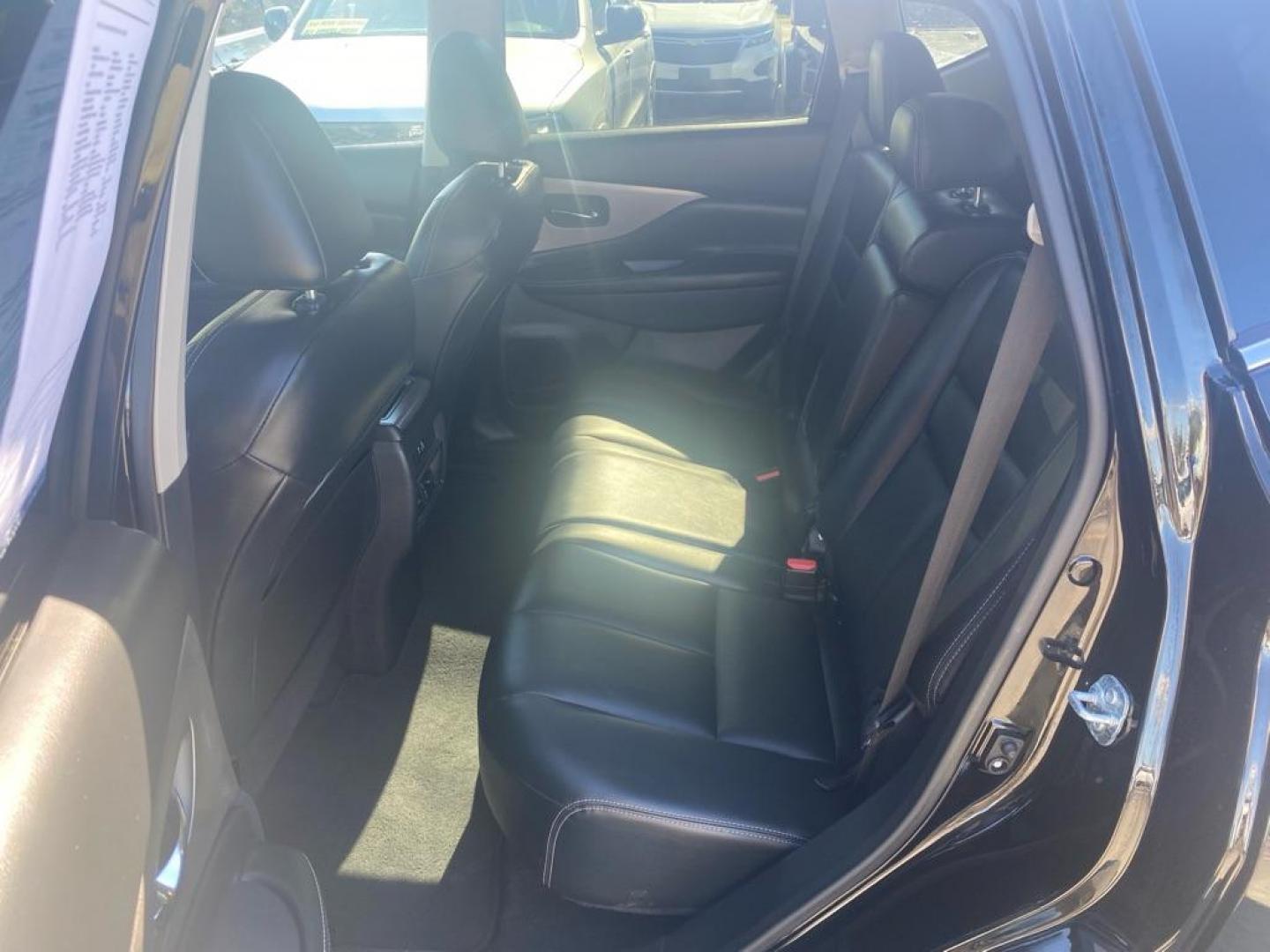 2024 BLACK NISSAN MURANO SV (5N1AZ2BS1RC) with an 3.5L engine, Continuously Variable transmission, located at 929 East 8th Ave, Anchorage, AK, 99501, (907) 274-2277, 61.214783, -149.866074 - Photo#3