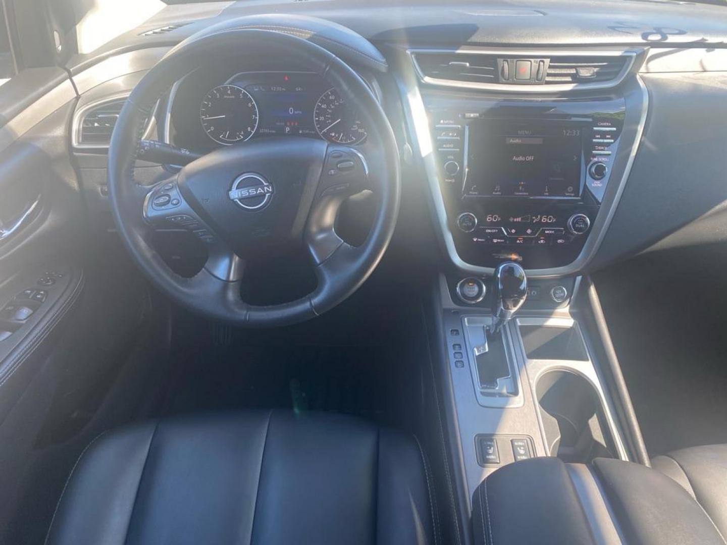 2024 BLACK NISSAN MURANO SV (5N1AZ2BS1RC) with an 3.5L engine, Continuously Variable transmission, located at 929 East 8th Ave, Anchorage, AK, 99501, (907) 274-2277, 61.214783, -149.866074 - Photo#4