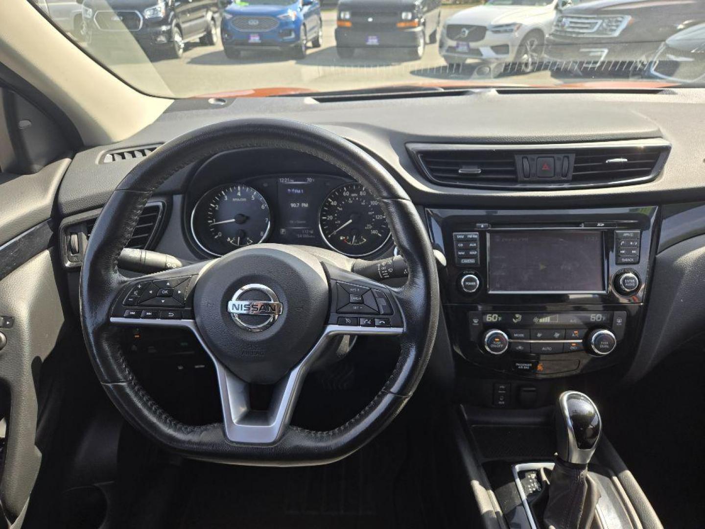 2017 BRONZE NISSAN ROGUE SPORT SV (JN1BJ1CR8HW) with an 2.0L engine, Continuously Variable transmission, located at 929 East 8th Ave, Anchorage, AK, 99501, (907) 274-2277, 61.214783, -149.866074 - Photo#4