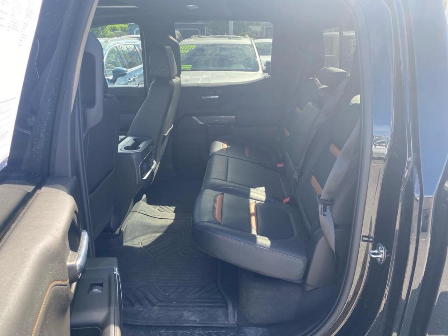 2022 BLACK GMC SIERRA LIMITED 1500 AT4 (3GTU9EET9NG) with an 3.0L engine, Automatic transmission, located at 929 East 8th Ave, Anchorage, AK, 99501, (907) 274-2277, 61.214783, -149.866074 - Photo#3