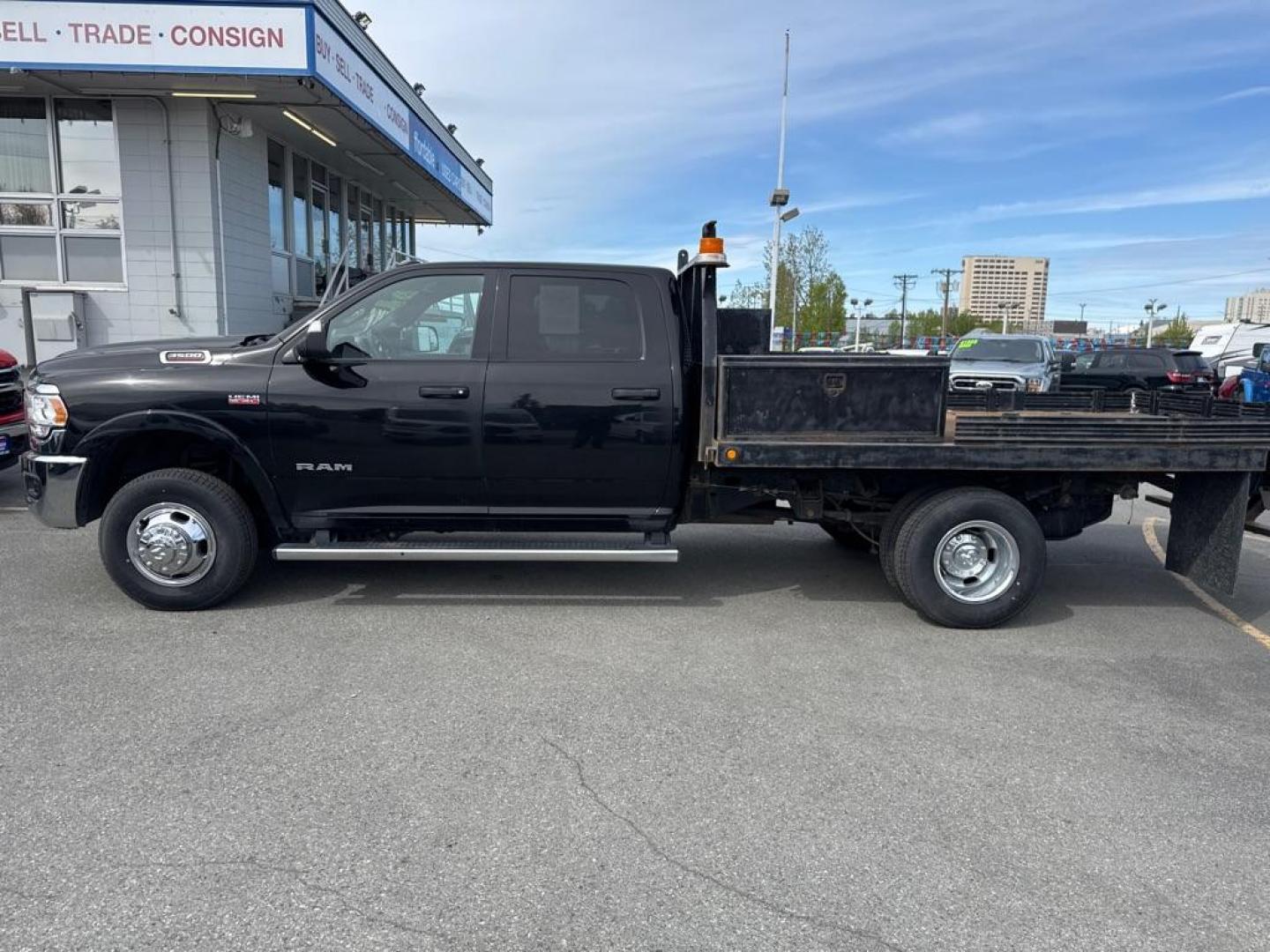 2022 BLACK RAM 3500 (3C7WRTCJ8NG) with an 6.4L engine, Automatic transmission, located at 929 East 8th Ave, Anchorage, AK, 99501, (907) 274-2277, 61.214783, -149.866074 - Photo#0