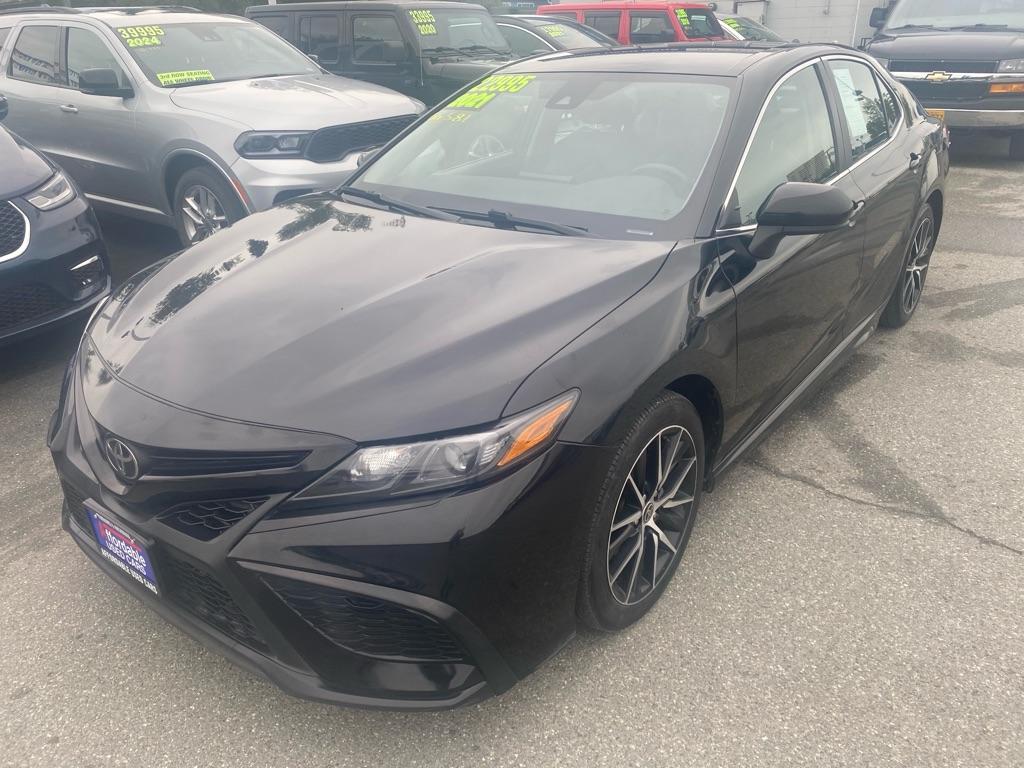 photo of 2021 TOYOTA CAMRY SE