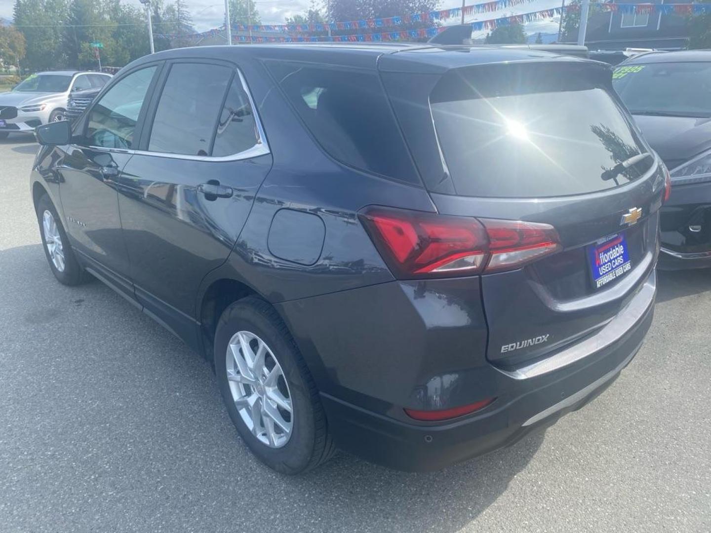 2022 GREY CHEVROLET EQUINOX LT (3GNAXUEV5NS) with an 1.5L engine, Automatic transmission, located at 929 East 8th Ave, Anchorage, AK, 99501, (907) 274-2277, 61.214783, -149.866074 - Photo#2