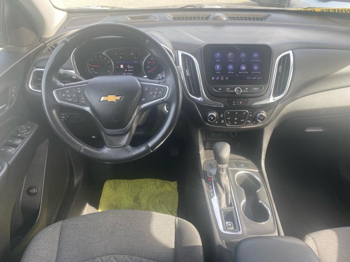 2022 GREY CHEVROLET EQUINOX LT (3GNAXUEV5NS) with an 1.5L engine, Automatic transmission, located at 929 East 8th Ave, Anchorage, AK, 99501, (907) 274-2277, 61.214783, -149.866074 - Photo#4