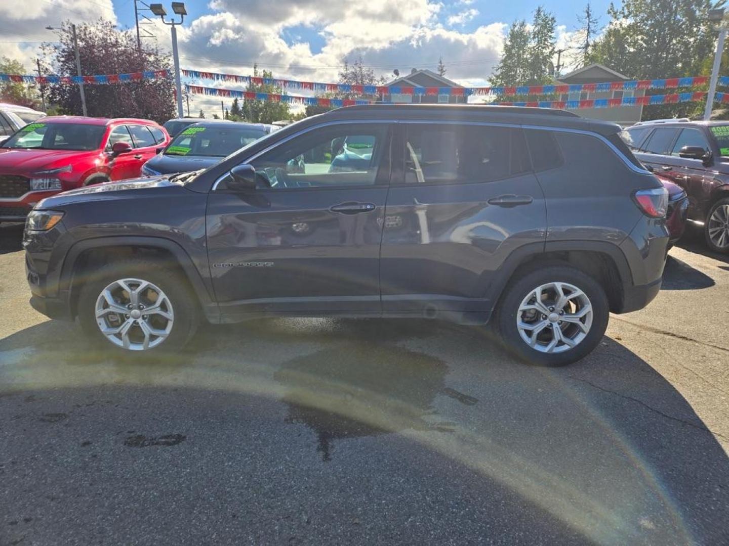 2024 GRAY JEEP COMPASS LATITUDE (3C4NJDBN3RT) with an 2.0L engine, Automatic transmission, located at 929 East 8th Ave, Anchorage, AK, 99501, (907) 274-2277, 61.214783, -149.866074 - Photo#1