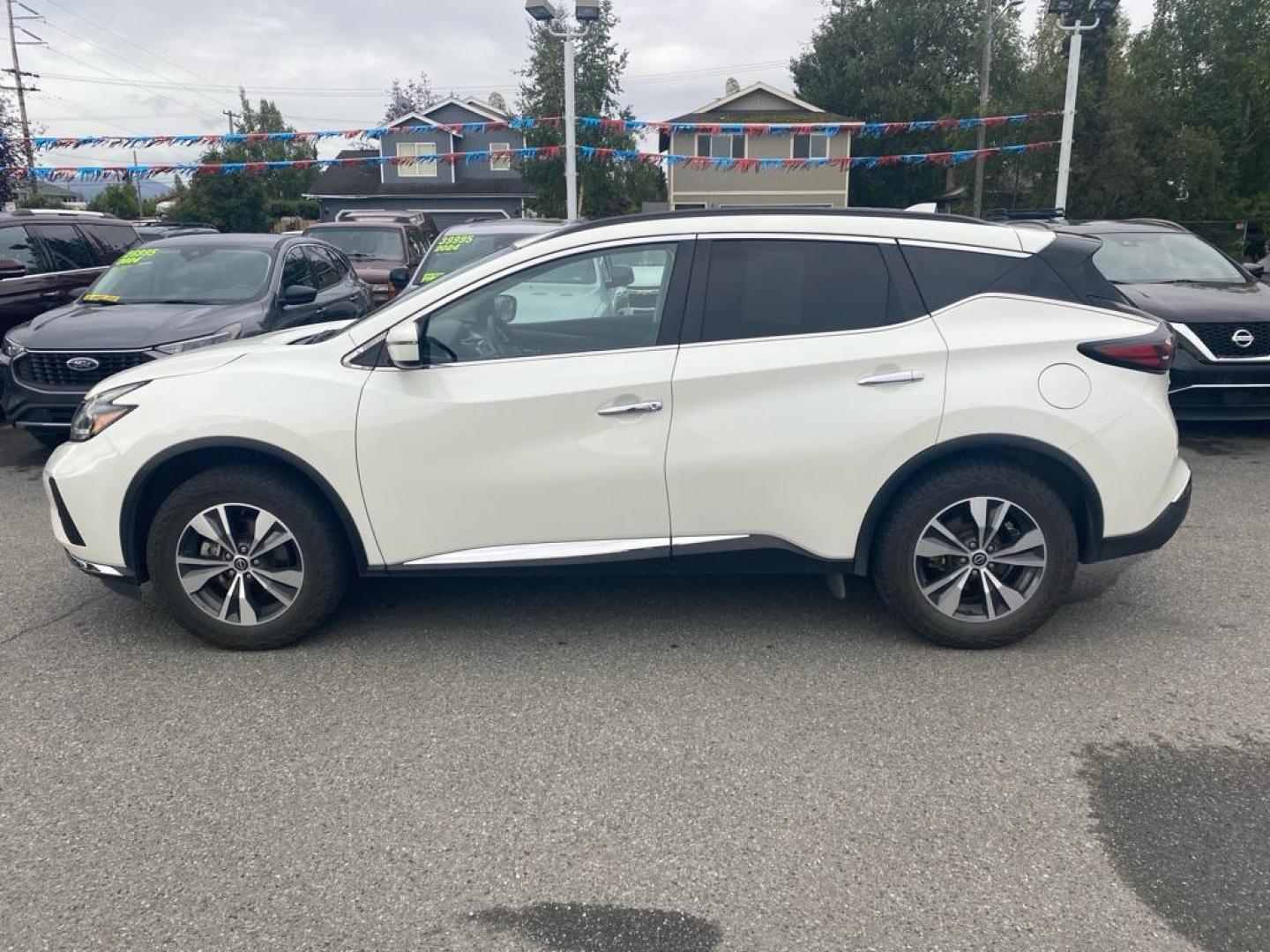 2023 WHITE NISSAN MURANO SV (5N1AZ2BS2PC) with an 3.5L engine, Automatic transmission, located at 929 East 8th Ave, Anchorage, AK, 99501, (907) 274-2277, 61.214783, -149.866074 - Photo#1