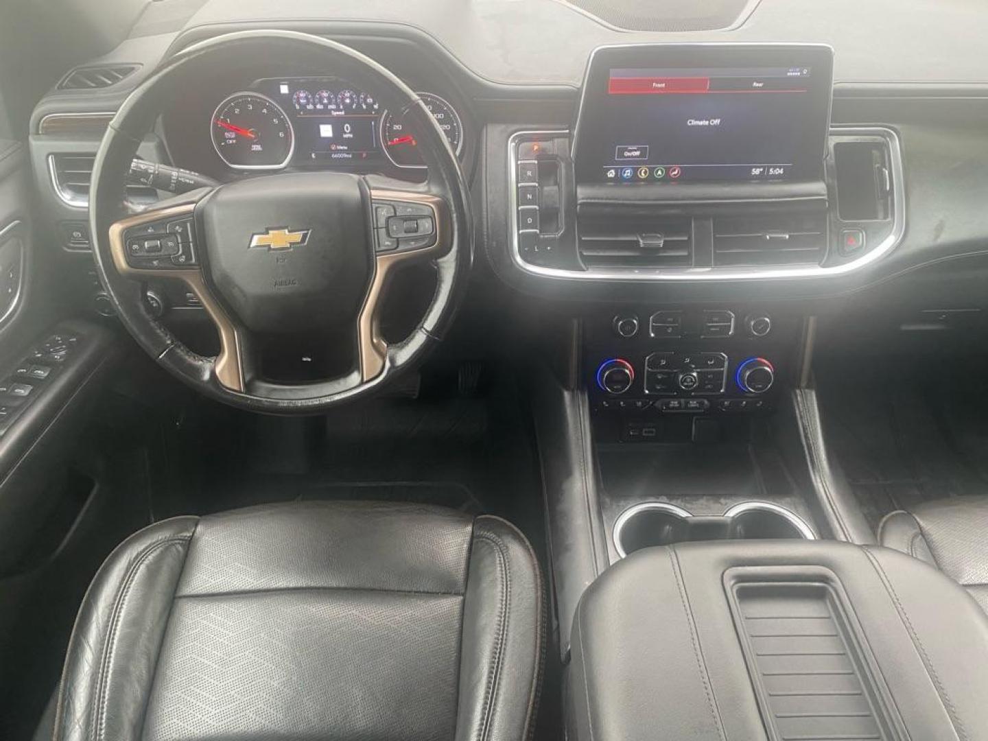 2021 BROWN CHEVROLET SUBURBAN 1500 HIGH COUNT (1GNSKGKL6MR) with an 6.2L engine, Automatic transmission, located at 929 East 8th Ave, Anchorage, AK, 99501, (907) 274-2277, 61.214783, -149.866074 - Photo#4
