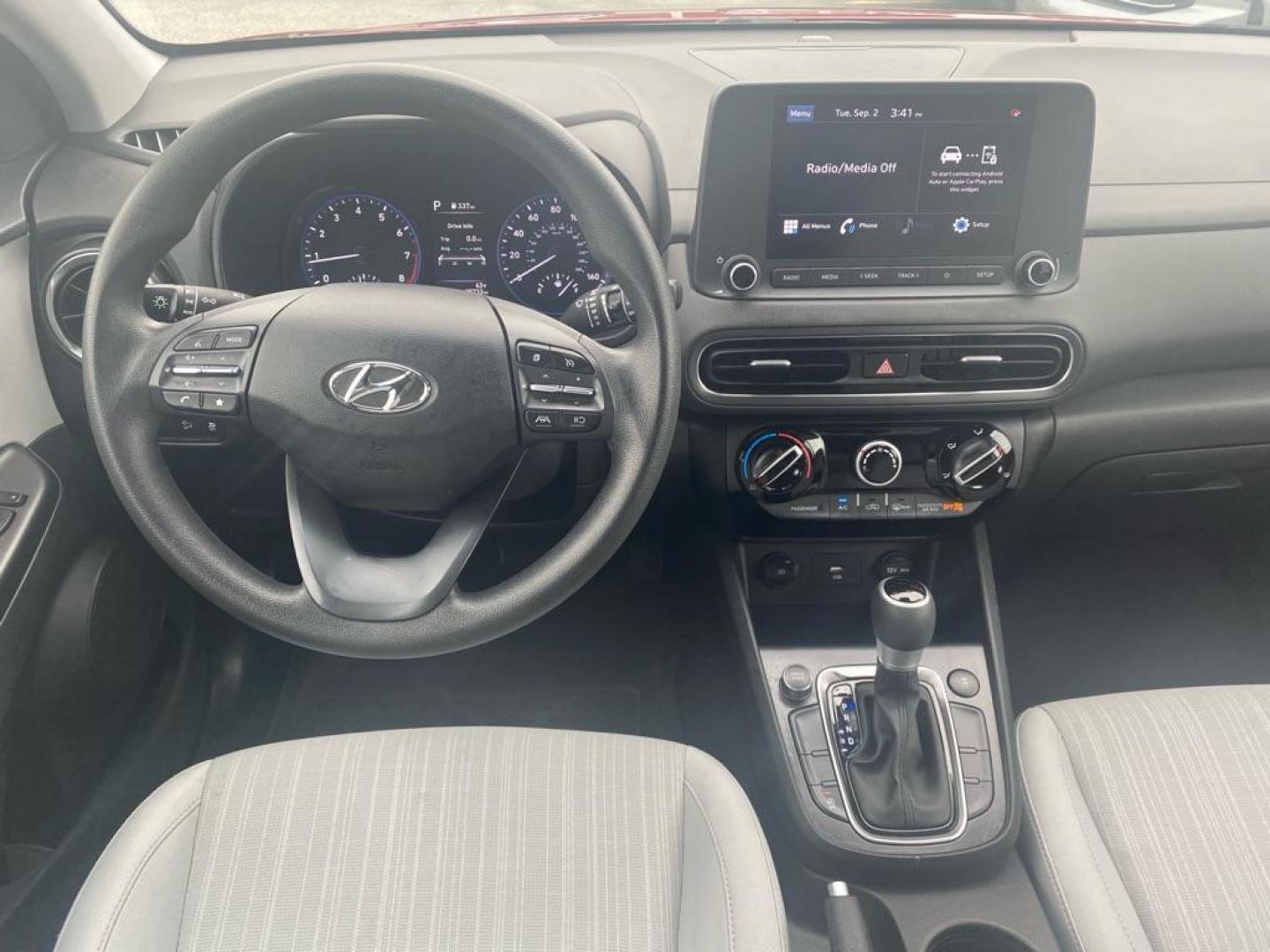 2023 RED HYUNDAI KONA SEL SEL (KM8K6CAB9PU) with an 2.0L engine, Continuously Variable transmission, located at 929 East 8th Ave, Anchorage, AK, 99501, (907) 274-2277, 61.214783, -149.866074 - Photo#4