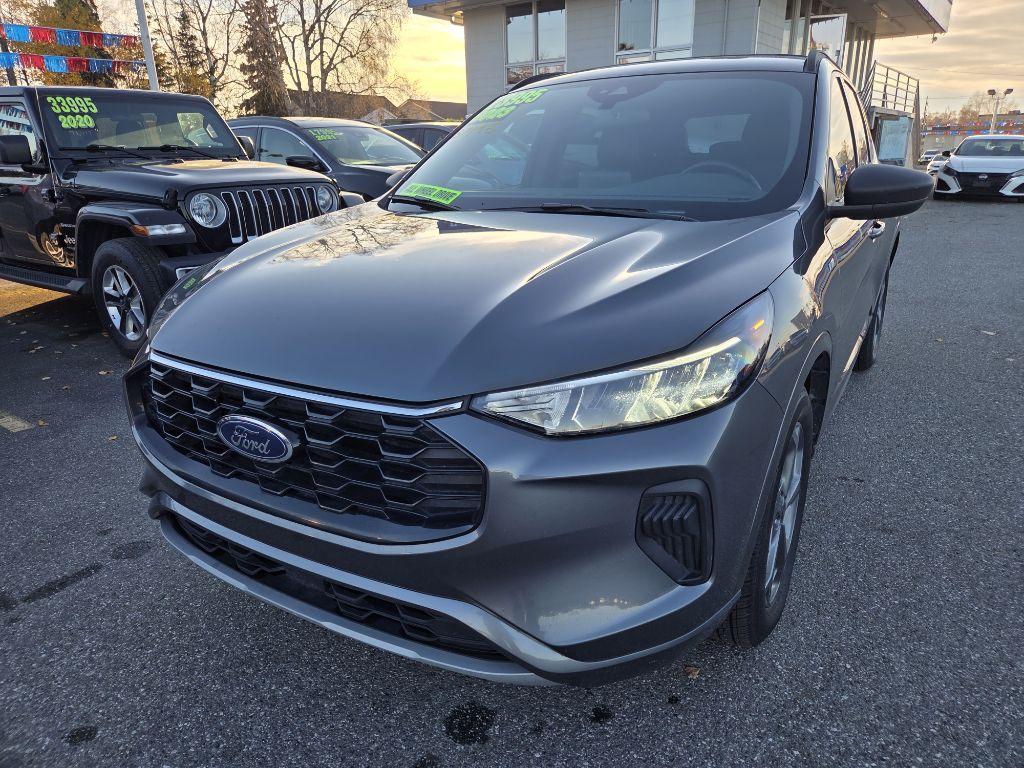 photo of 2023 FORD ESCAPE ST LINE ST LINE
