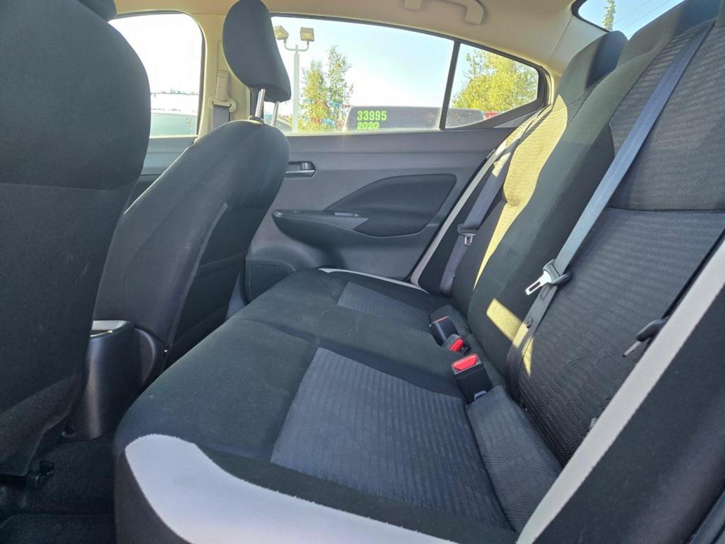 2022 GRAY NISSAN VERSA SV (3N1CN8EV0NL) with an 1.6L engine, Automatic transmission, located at 929 East 8th Ave, Anchorage, AK, 99501, (907) 274-2277, 61.214783, -149.866074 - Photo#3