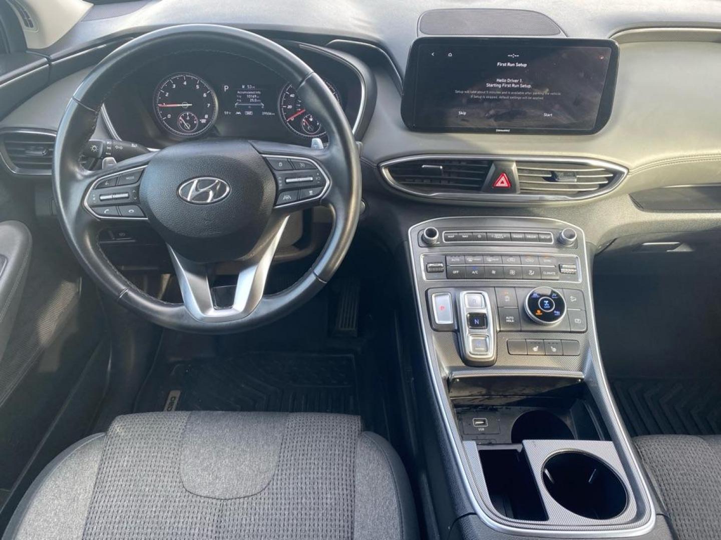 2023 BLACK HYUNDAI SANTA FE SEL SEL (5NMS2DAJ5PH) with an 2.5L engine, Automatic transmission, located at 929 East 8th Ave, Anchorage, AK, 99501, (907) 274-2277, 61.214783, -149.866074 - Photo#4