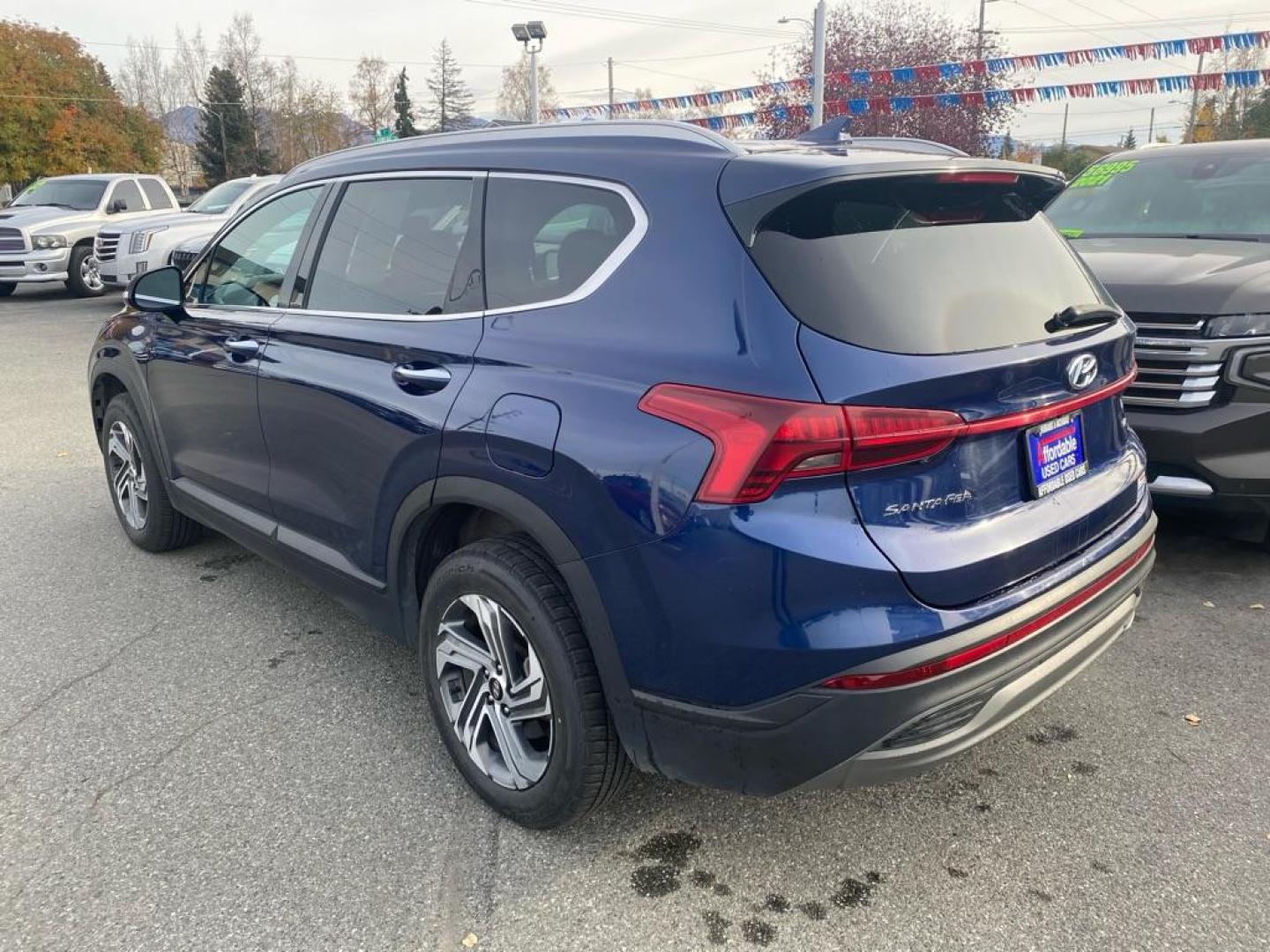 2023 BLUE HYUNDAI SANTA FE SEL SEL (5NMS2DAJ9PH) with an 2.5L engine, Automatic transmission, located at 929 East 8th Ave, Anchorage, AK, 99501, (907) 274-2277, 61.214783, -149.866074 - Photo#2
