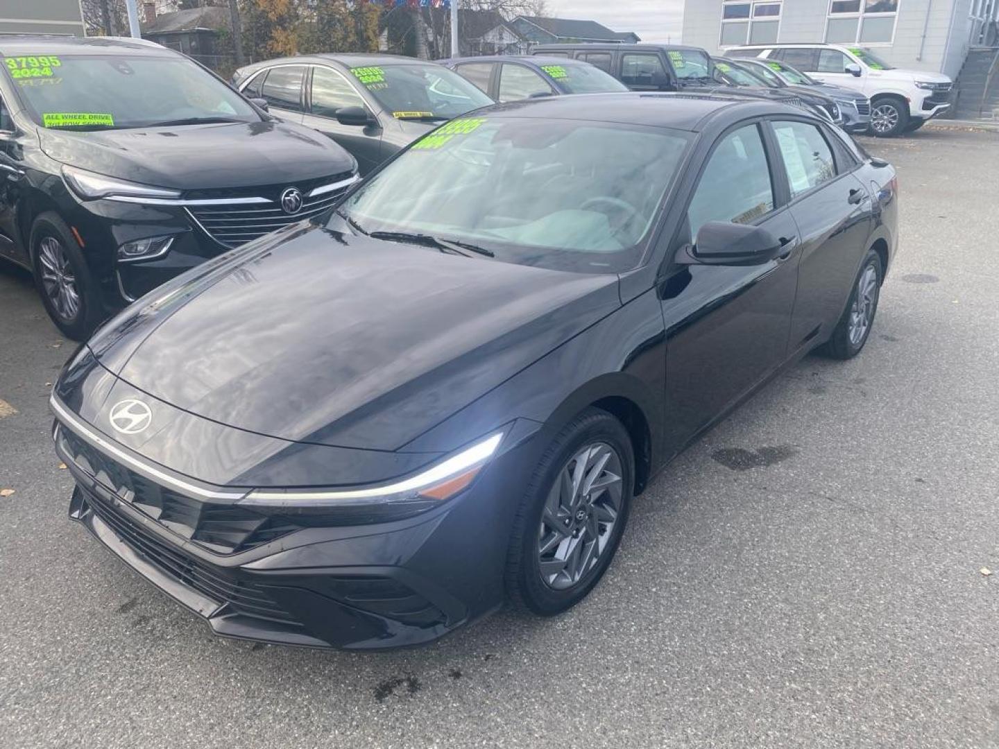 2024 BLACK HYUNDAI ELANTRA SEL SEL (KMHLM4DG2RU) with an 2.0L engine, Continuously Variable transmission, located at 929 East 8th Ave, Anchorage, AK, 99501, (907) 274-2277, 61.214783, -149.866074 - Photo#0