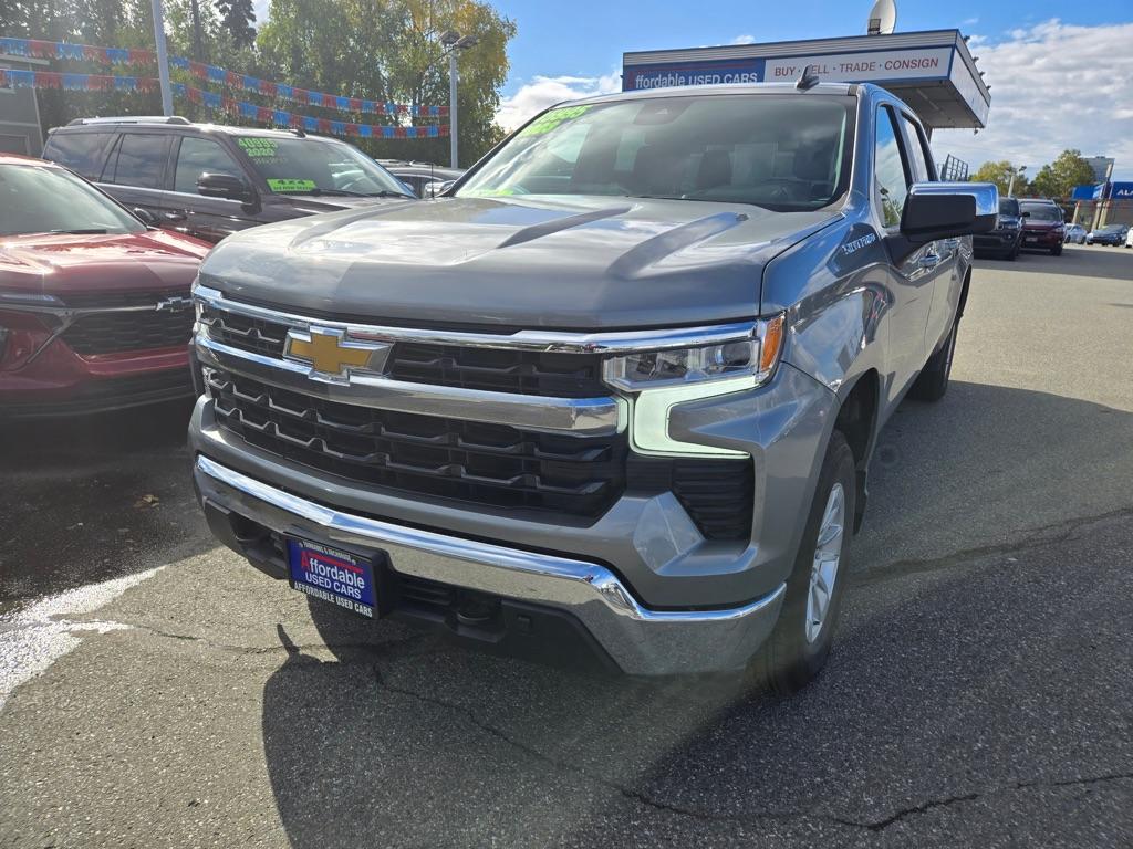 photo of 2023 CHEVROLET SILVERADO 1500 LT