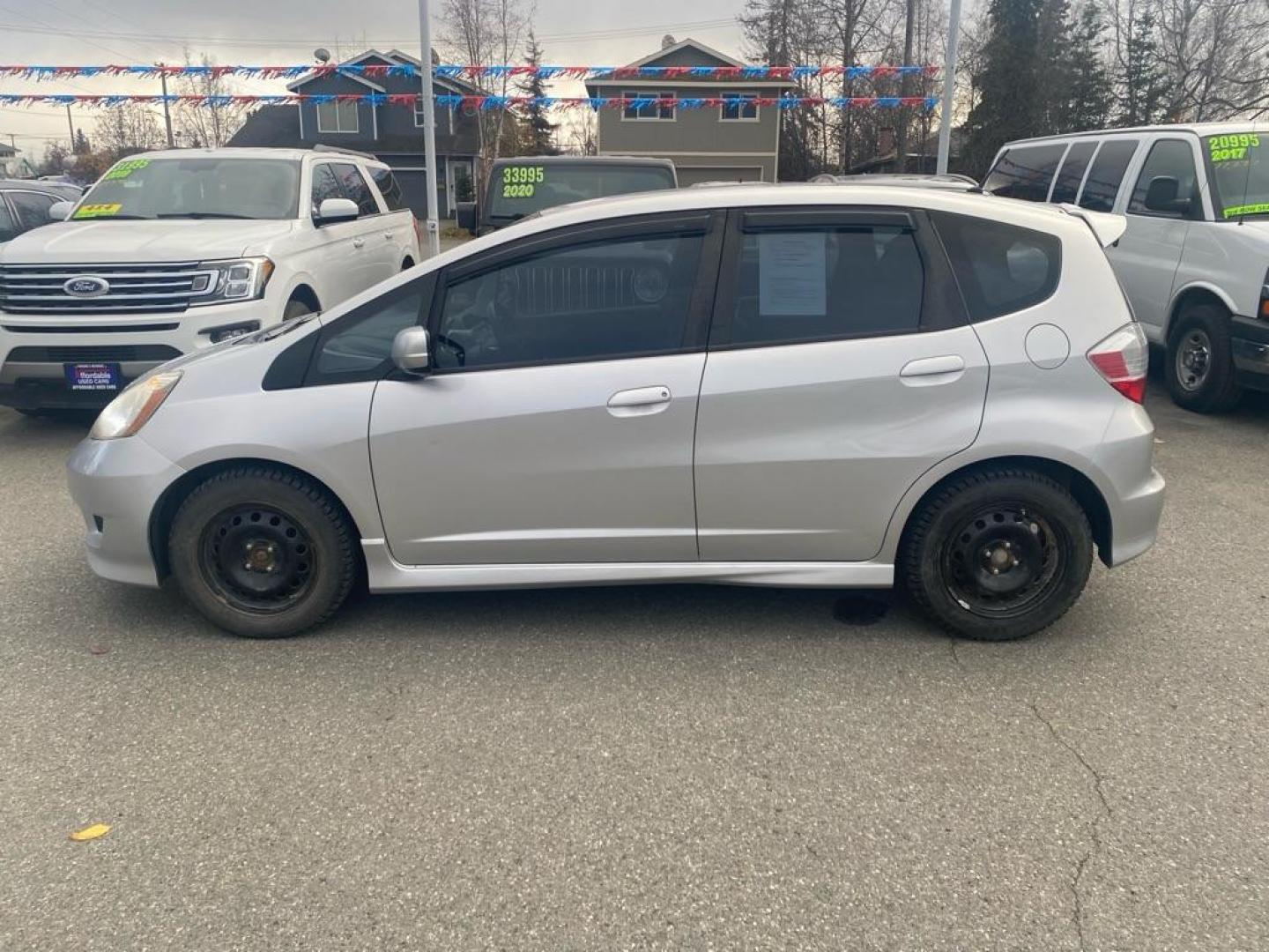 2011 SILVER HONDA FIT SPORT (JHMGE8H51BS) with an 1.5L engine, Automatic transmission, located at 929 East 8th Ave, Anchorage, AK, 99501, (907) 274-2277, 61.214783, -149.866074 - Photo#1