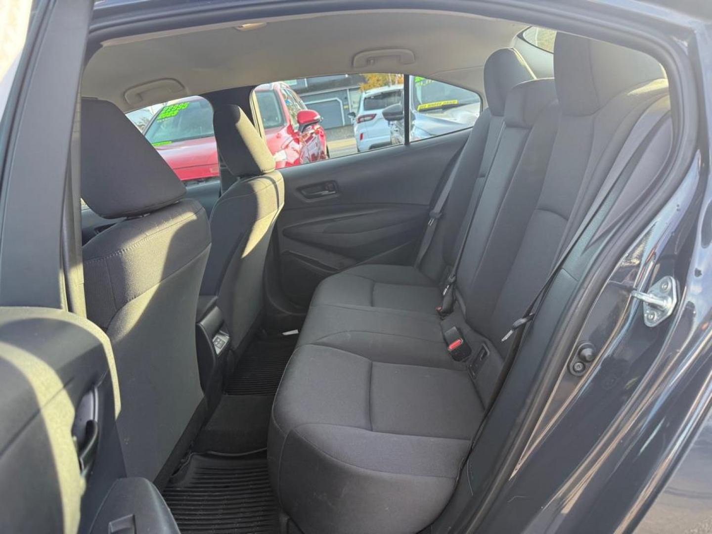 2024 GRAY TOYOTA COROLLA LE (5YFB4MDEXRP) with an 2.0L engine, Continuously Variable transmission, located at 929 East 8th Ave, Anchorage, AK, 99501, (907) 274-2277, 61.214783, -149.866074 - Photo#3