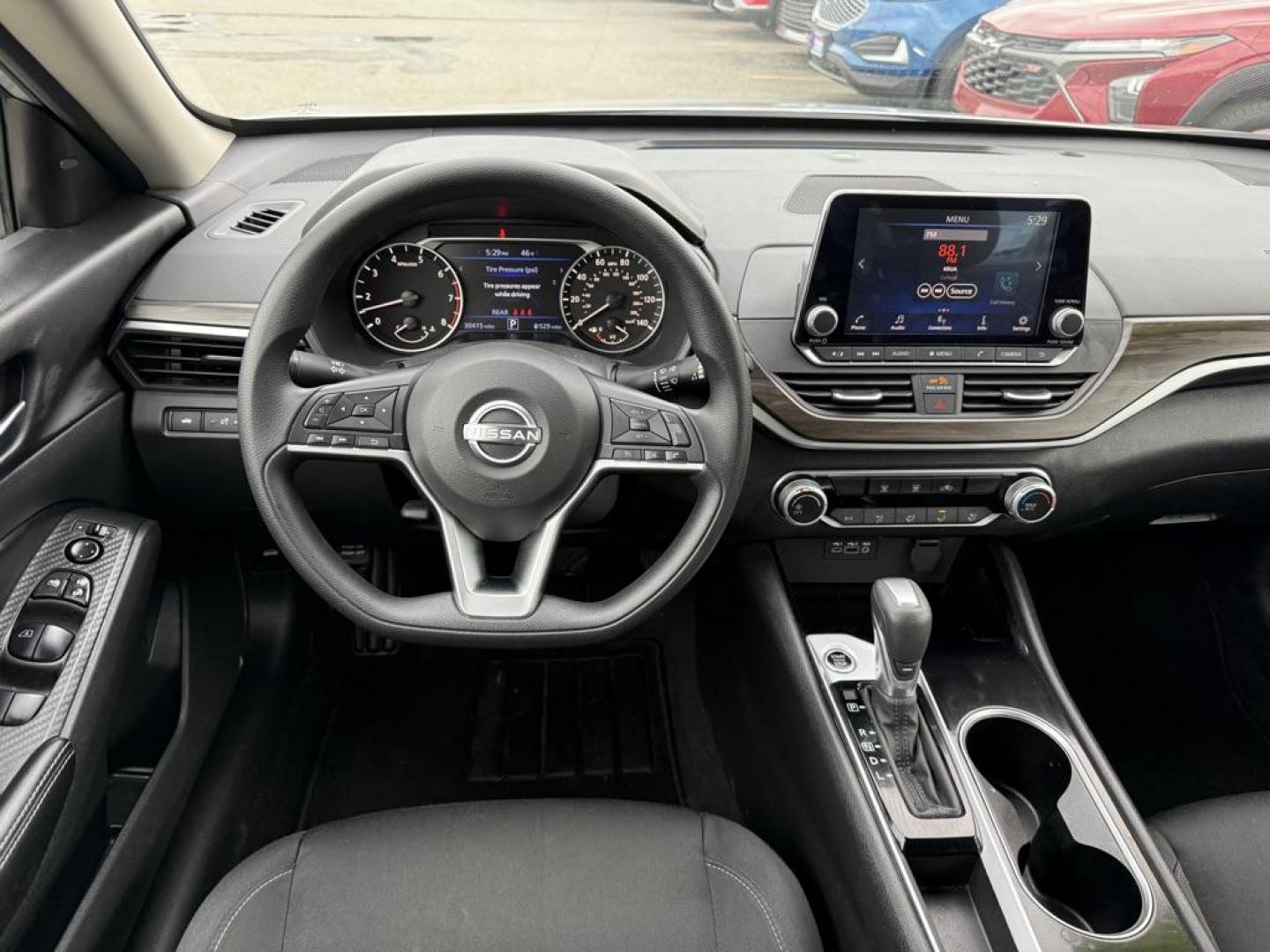 2024 SILVER NISSAN ALTIMA SV SV (1N4BL4DVXRN) with an 2.5L engine, Continuously Variable transmission, located at 929 East 8th Ave, Anchorage, AK, 99501, (907) 274-2277, 61.214783, -149.866074 - Photo#4