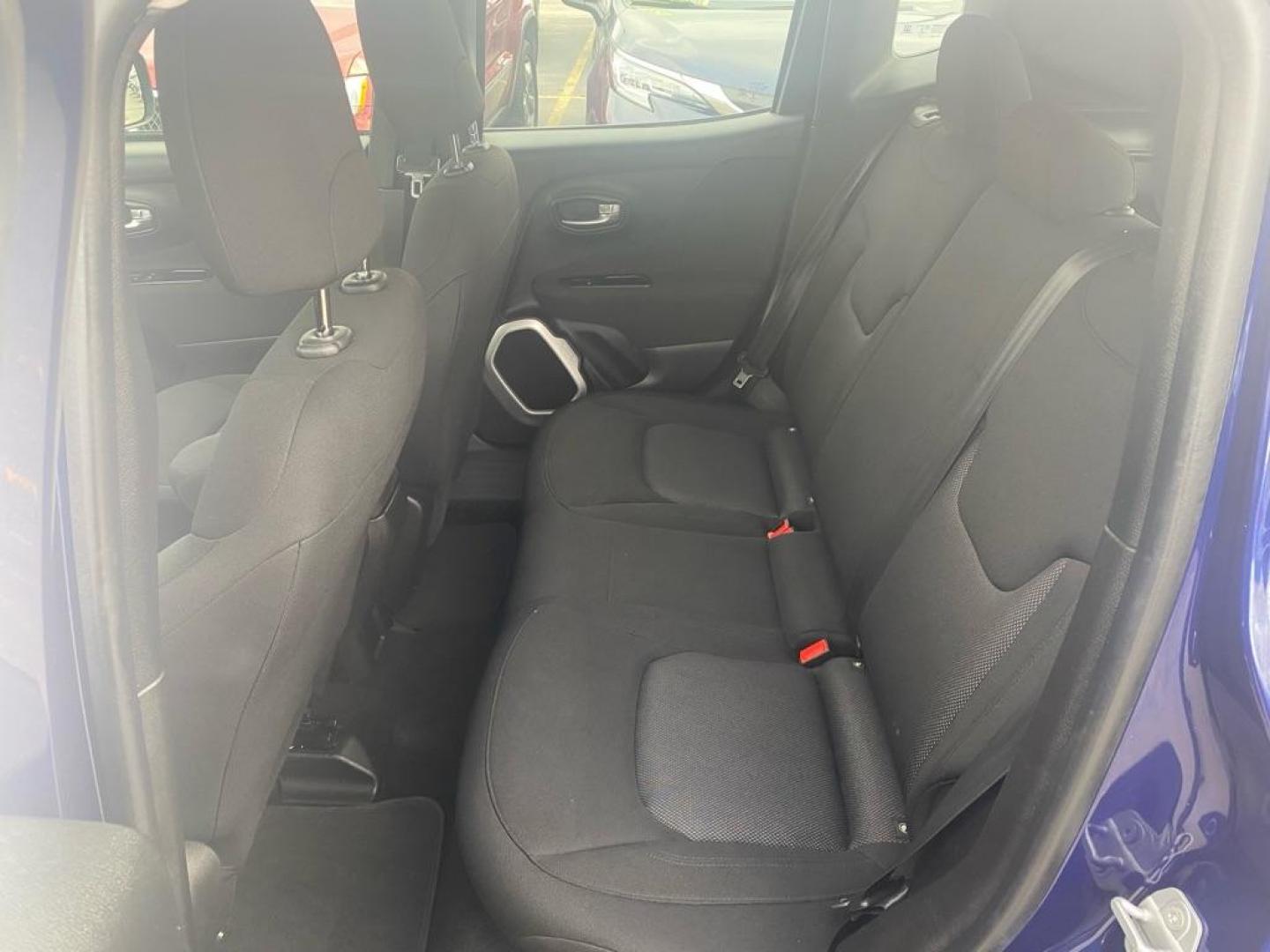 2018 BLUE JEEP RENEGADE SPORT (ZACCJBAB3JP) with an 2.4L engine, Automatic transmission, located at 929 East 8th Ave, Anchorage, AK, 99501, (907) 274-2277, 61.214783, -149.866074 - Photo#3