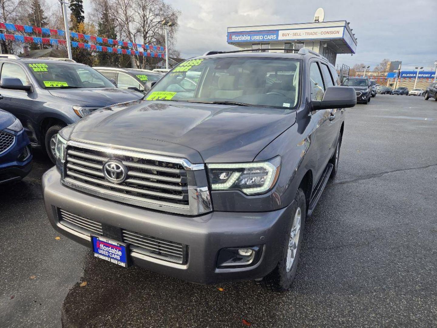 2022 GRAY TOYOTA SEQUOIA SR5 SR5 (5TDAY5B11NS) with an 5.7L engine, Automatic transmission, located at 929 East 8th Ave, Anchorage, AK, 99501, (907) 274-2277, 61.214783, -149.866074 - Photo#0