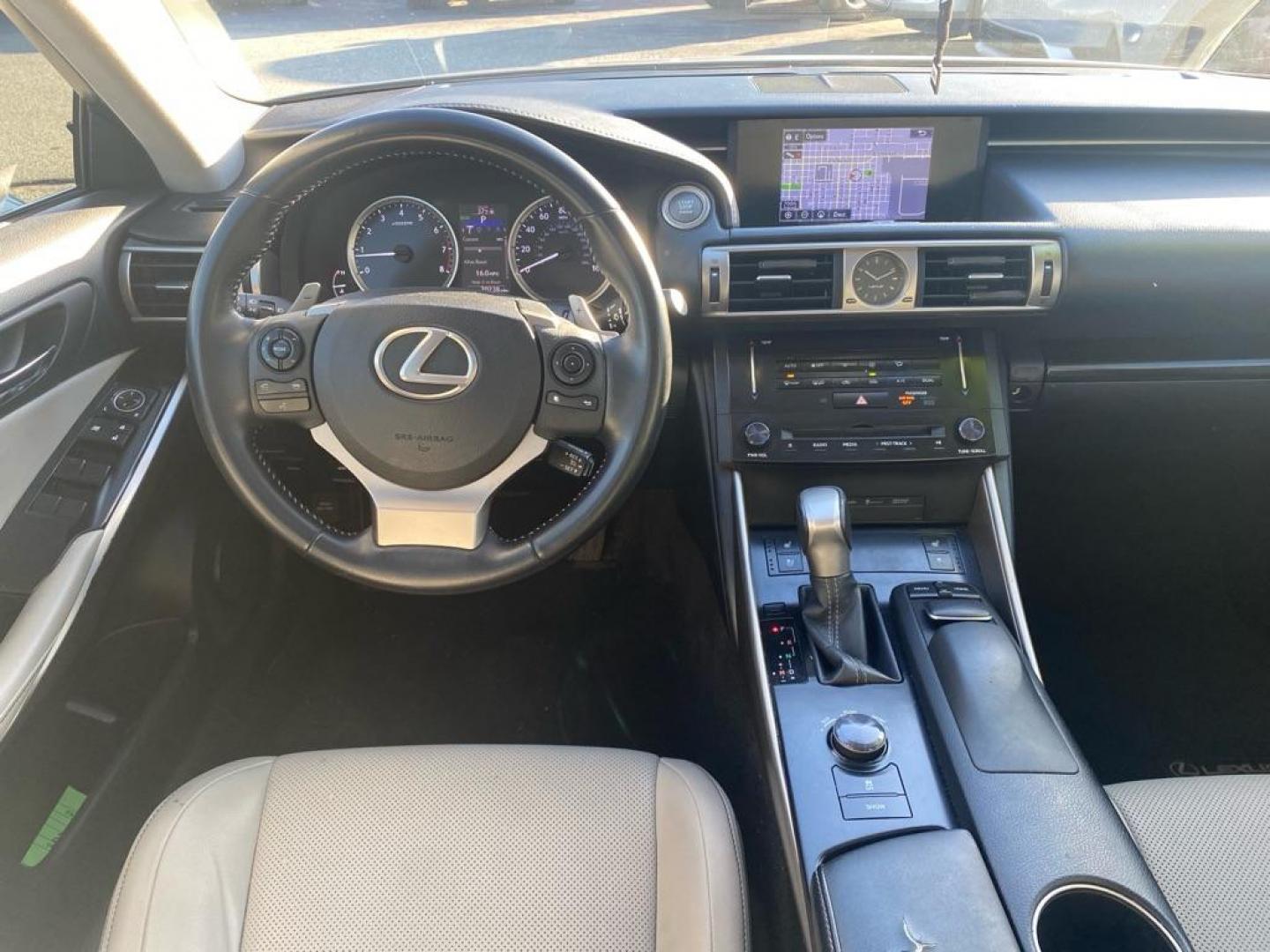 2014 GREY LEXUS IS 250 (JTHCF1D28E5) with an 2.5L engine, Automatic transmission, located at 929 East 8th Ave, Anchorage, AK, 99501, (907) 274-2277, 61.214783, -149.866074 - Photo#4