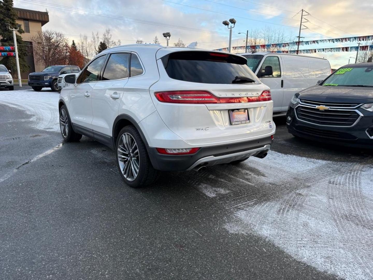 2015 WHITE LINCOLN MKC (5LMTJ2AH6FU) with an 2.3L engine, Automatic transmission, located at 929 East 8th Ave, Anchorage, AK, 99501, (907) 274-2277, 61.214783, -149.866074 - Photo#2